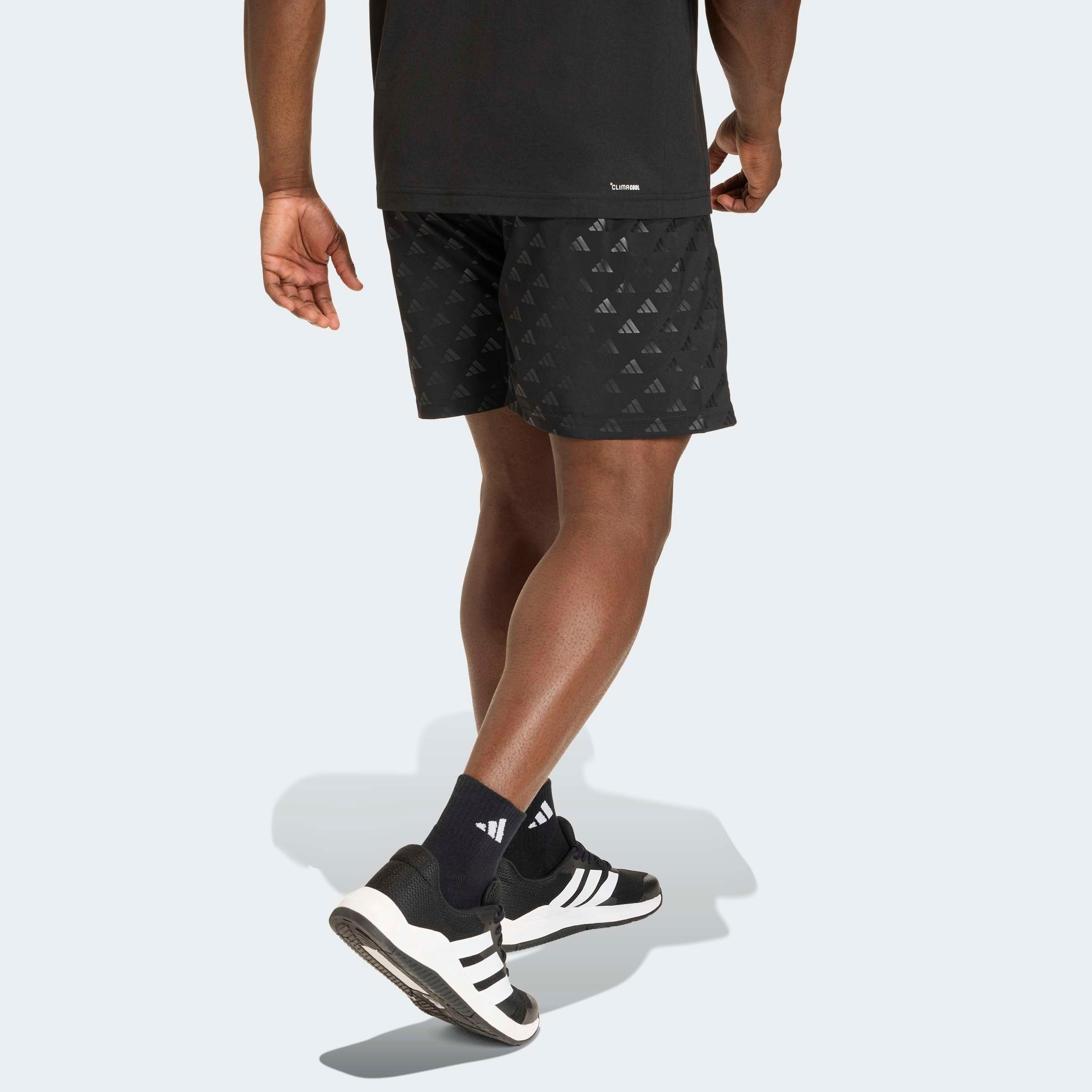 adidas Performance Short »WORKOUT ESSENTIALS BRANDLOVE WOVEN«  pour activités sportives, avec Climacool®, coupe normale