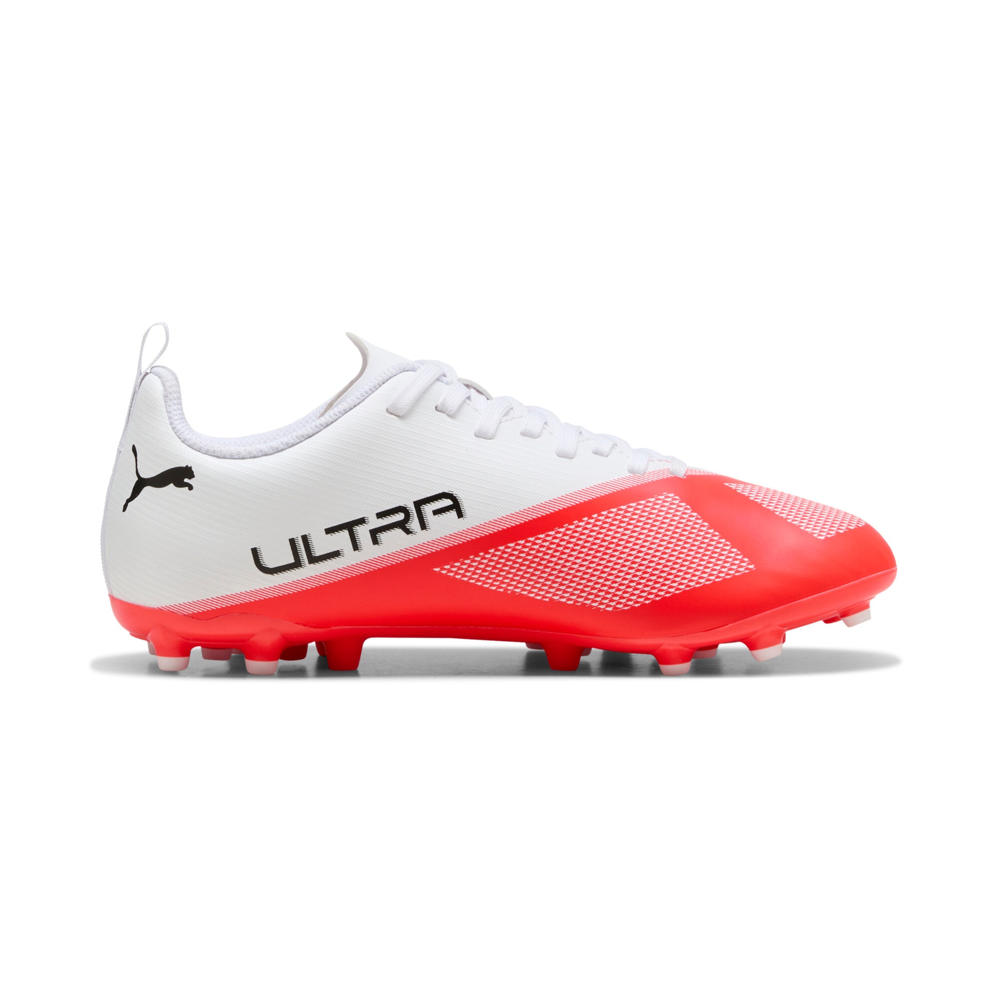 PUMA Chaussure de football »ULTRA 7 PLAY MG JR«  pour terrains en gazon synthétique, pour jeunes