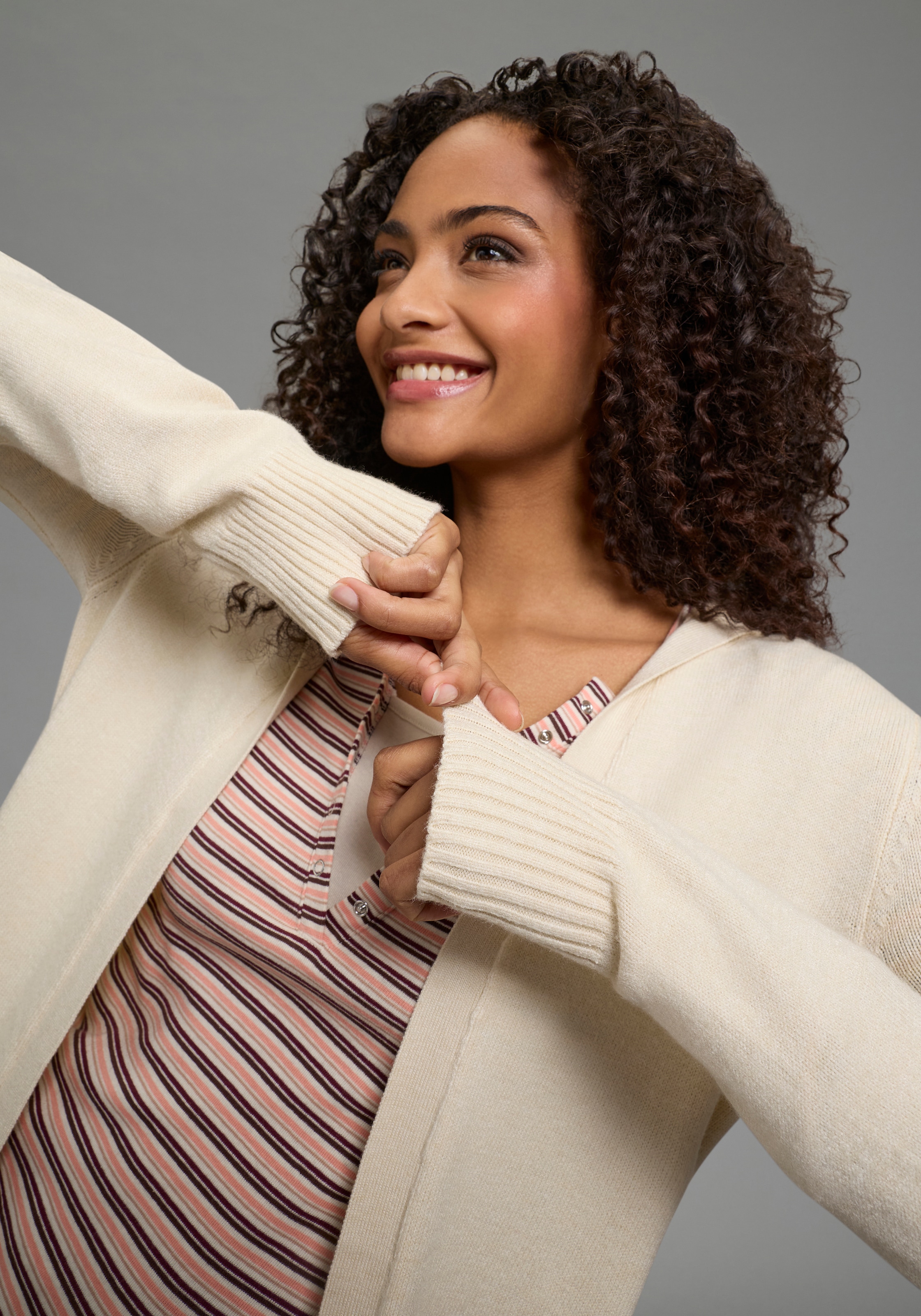 KangaROOS Cardigan long in offener Long-Form mit Kapuze