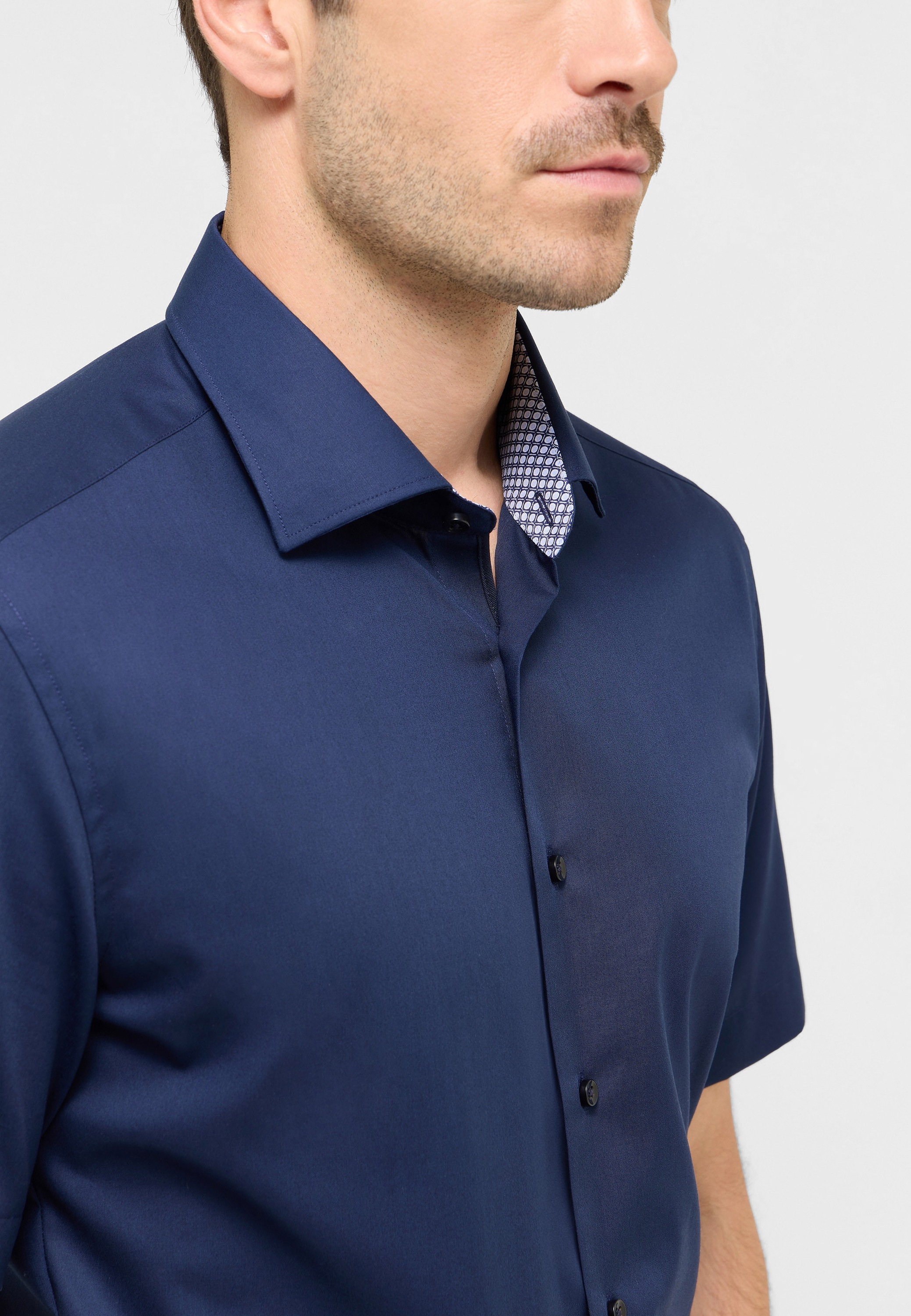 Eterna Chemise à manches courtes »SLIM FIT« NON IRON (bügelfrei)