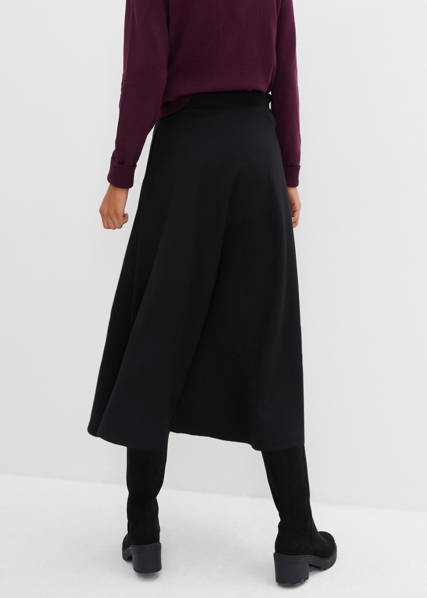 bonprix Jupe midi en mélange de matériaux doux, coupe évasée
