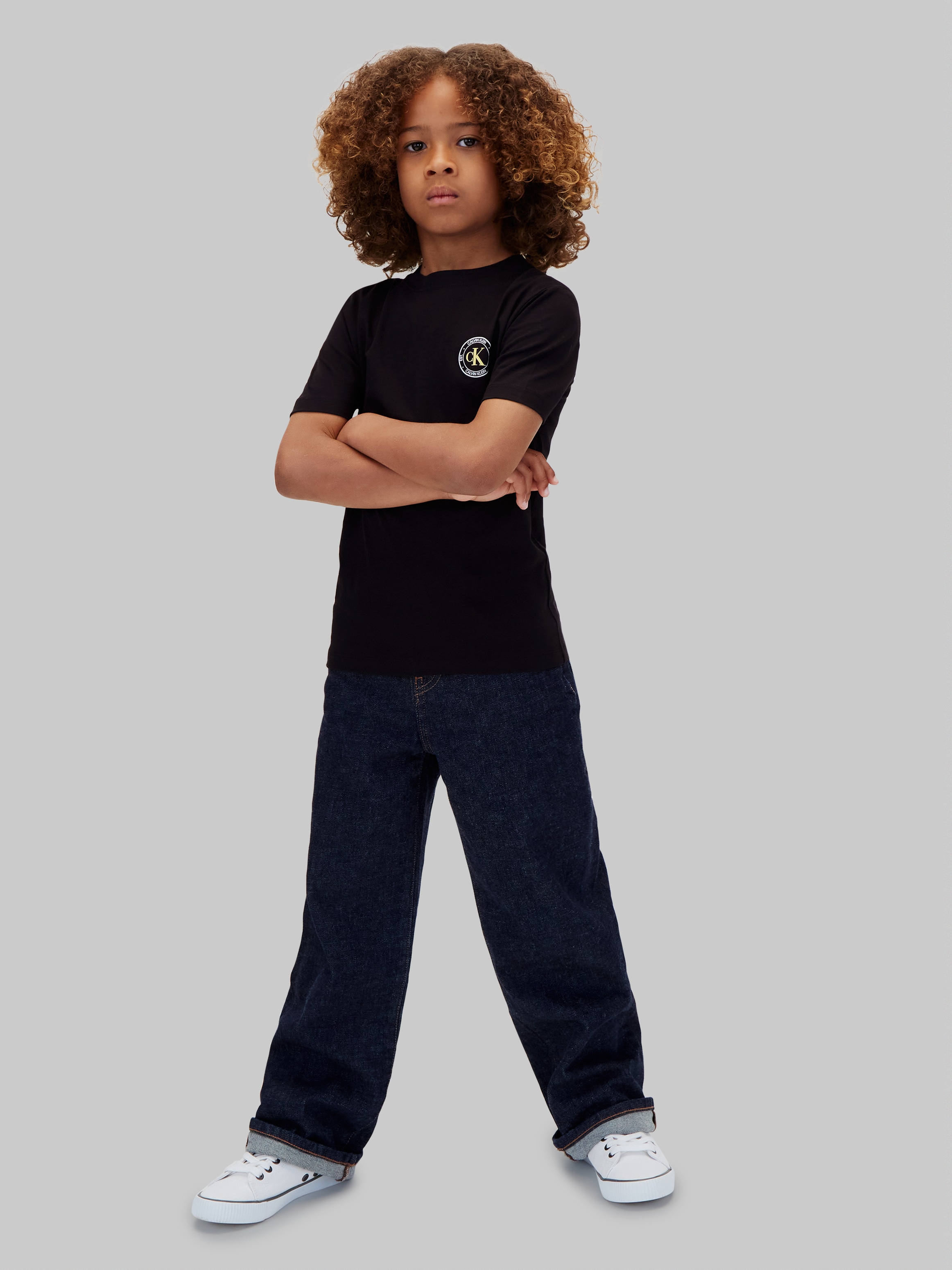 Calvin Klein Jeans T-Shirt »CK SMALL CHEST CIRCLE SS T-SHIRT« Regular fit mit Rundhalsausschnitt