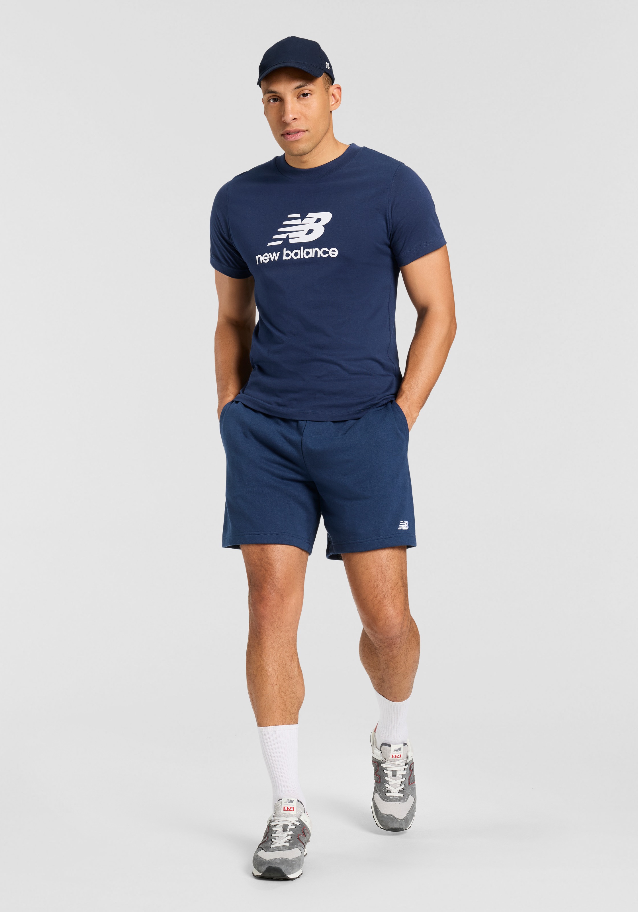 New Balance Sweatshorts »Sport Essentials French Terry Short 7"«