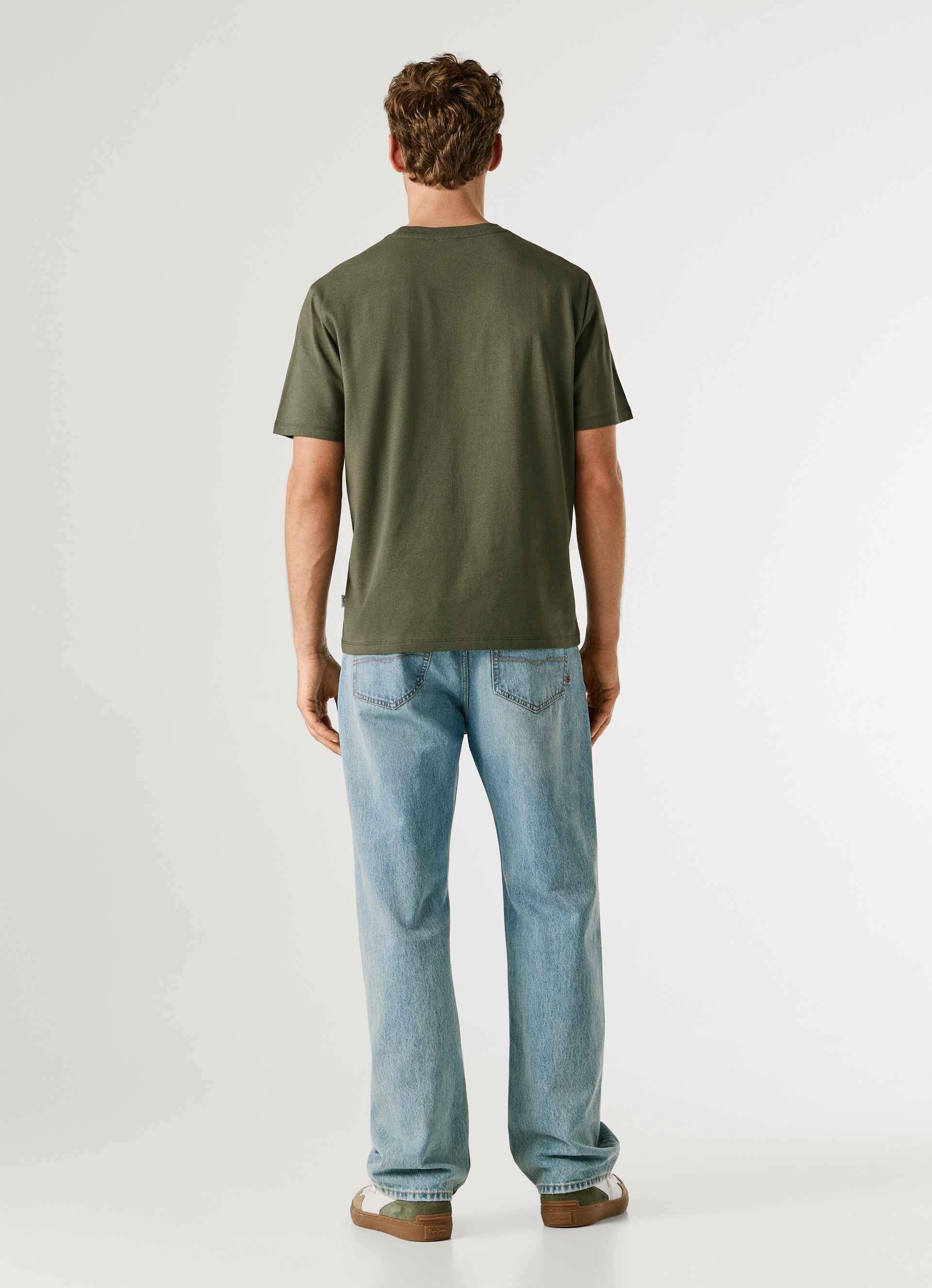 Pepe Jeans T-shirt »CONTRAST CONNOR« avec col rond et logo brodé