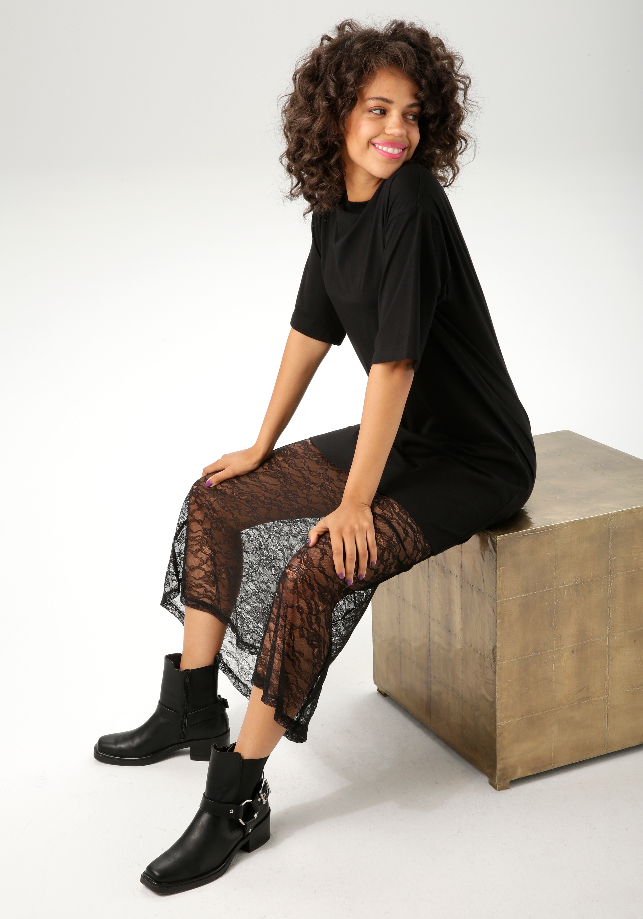 Aniston CASUAL Maxi robe mit raffinierter Spitze am Saum - NEUE KOLLEKTION