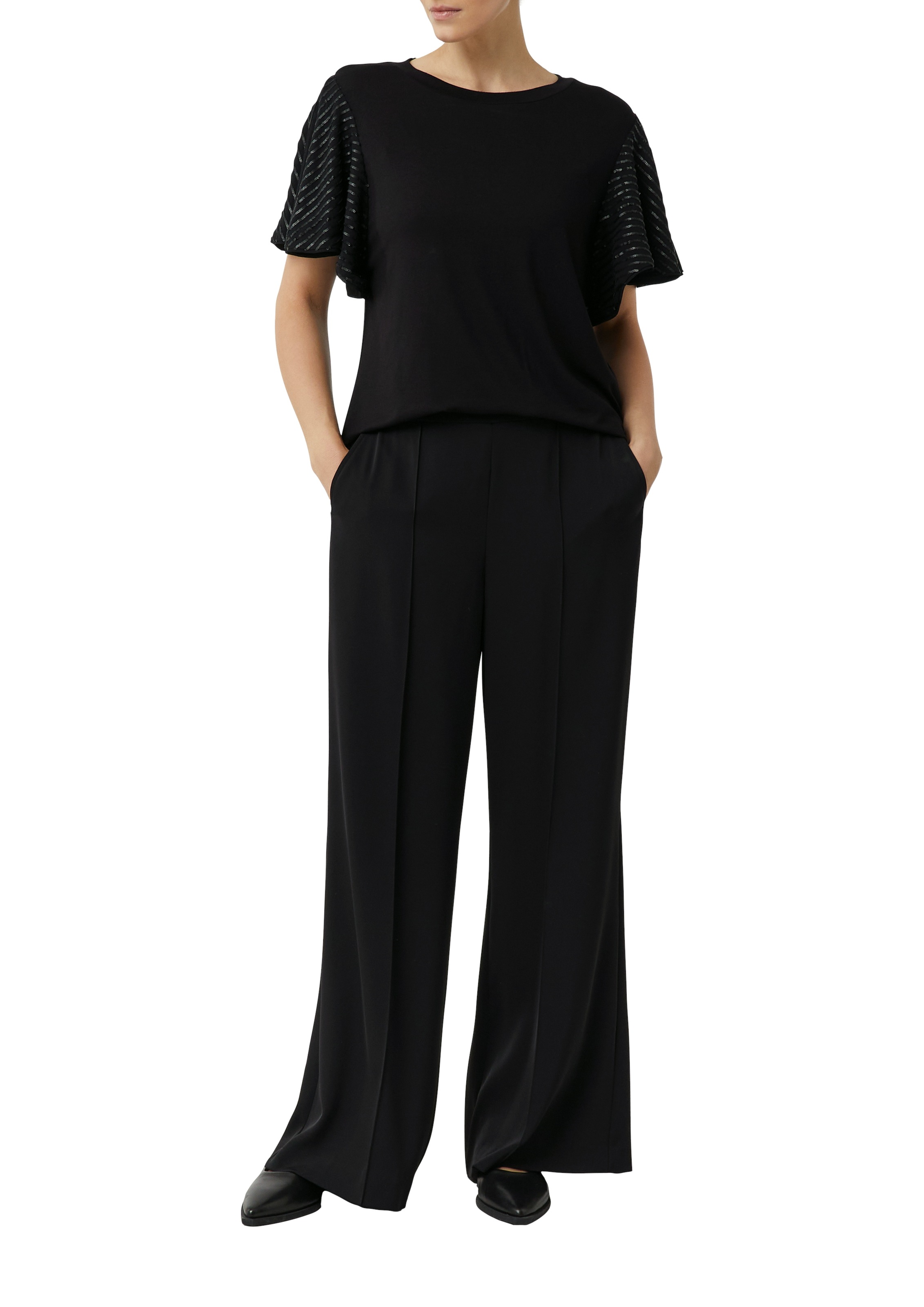 Comma Shirt à col rond , mit Pailletenbesatz an den Ärmeln
