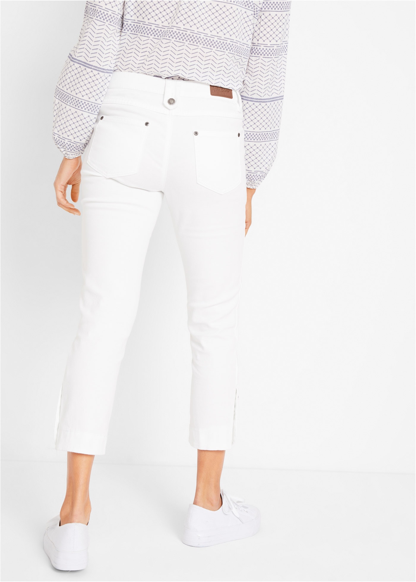 bonprix 7/8-Jeans 7/8-Schnittform, sehr figurbetonte Passform, mit 4-Pocket-Look