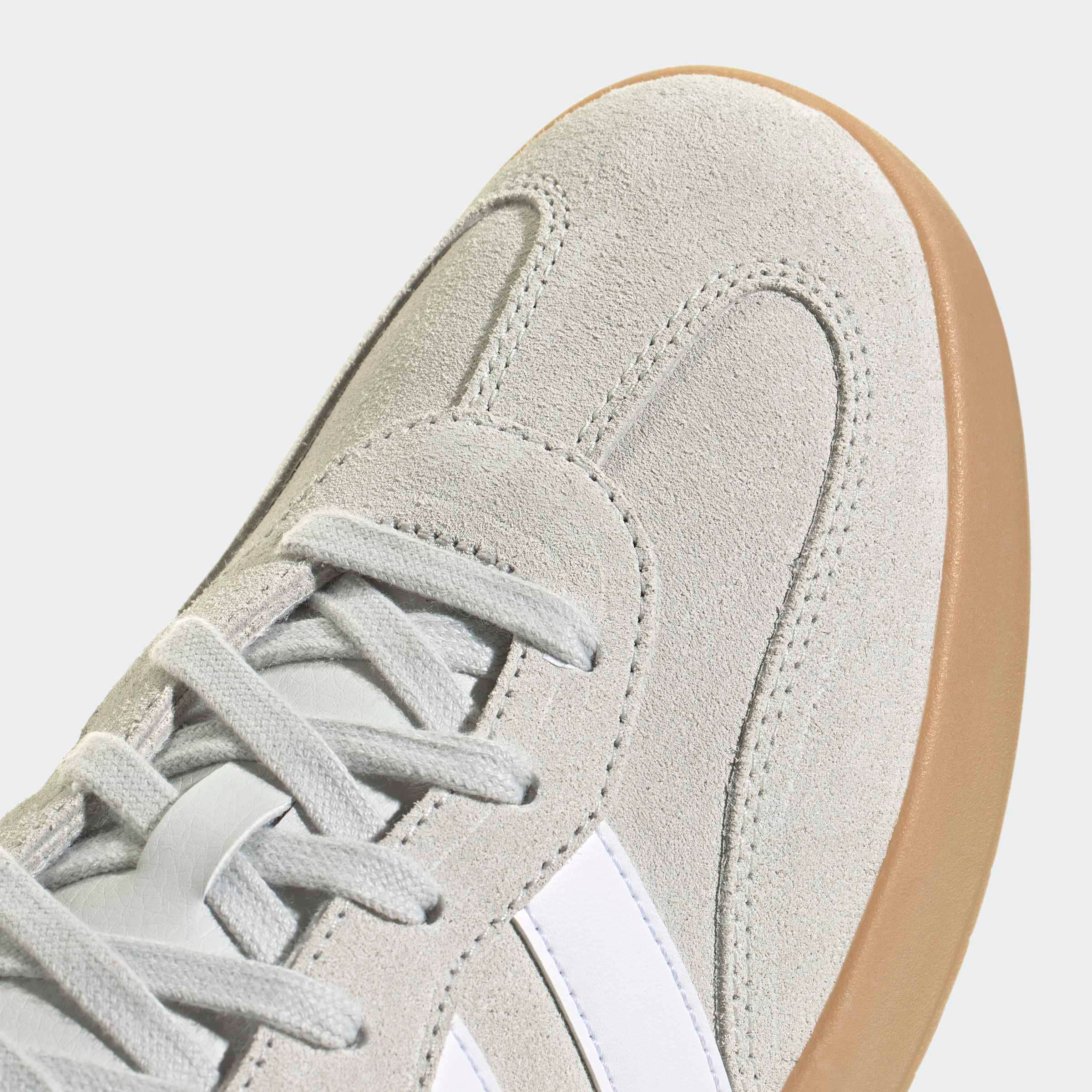 adidas Sportswear Sneakers »BARREDA«  inspiré du design de l’adidas handball spezial
