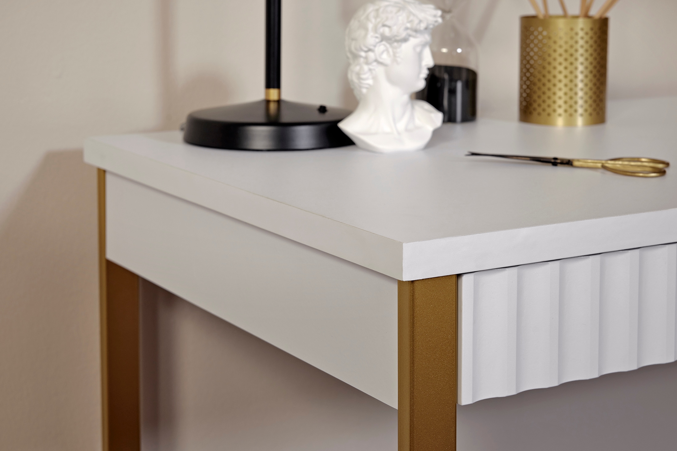 Jahnke Bureau d'angle »CARVE C 145 E« 1 cuis tlg. montage réversible, avec porte coulissante, dimensions 144 x 115 cm
