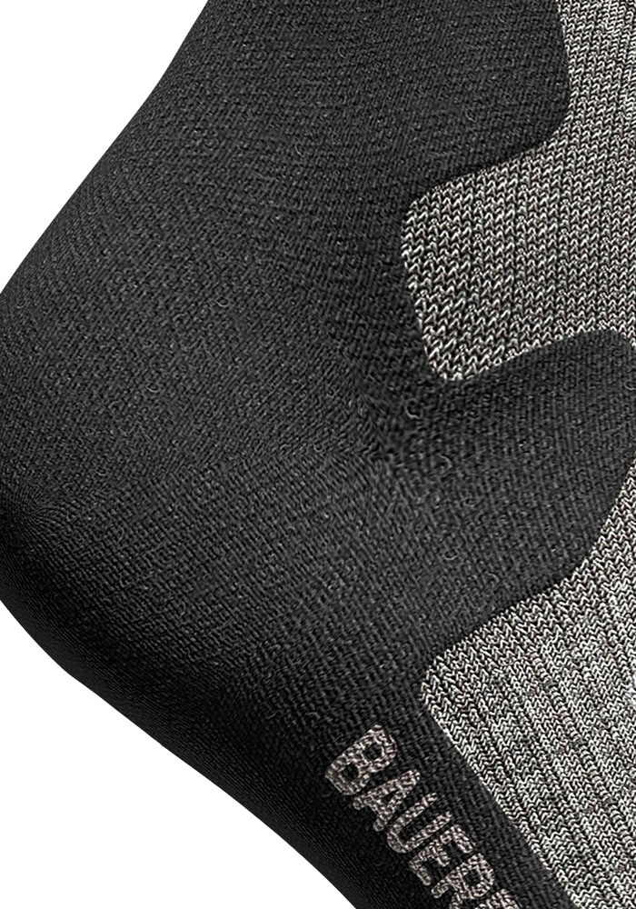 Bauerfeind Chaussettes de sport »Outdoor Merino Mid Cut Socks, Women« avec une forte teneur en laine mérinos, respirant, chaud