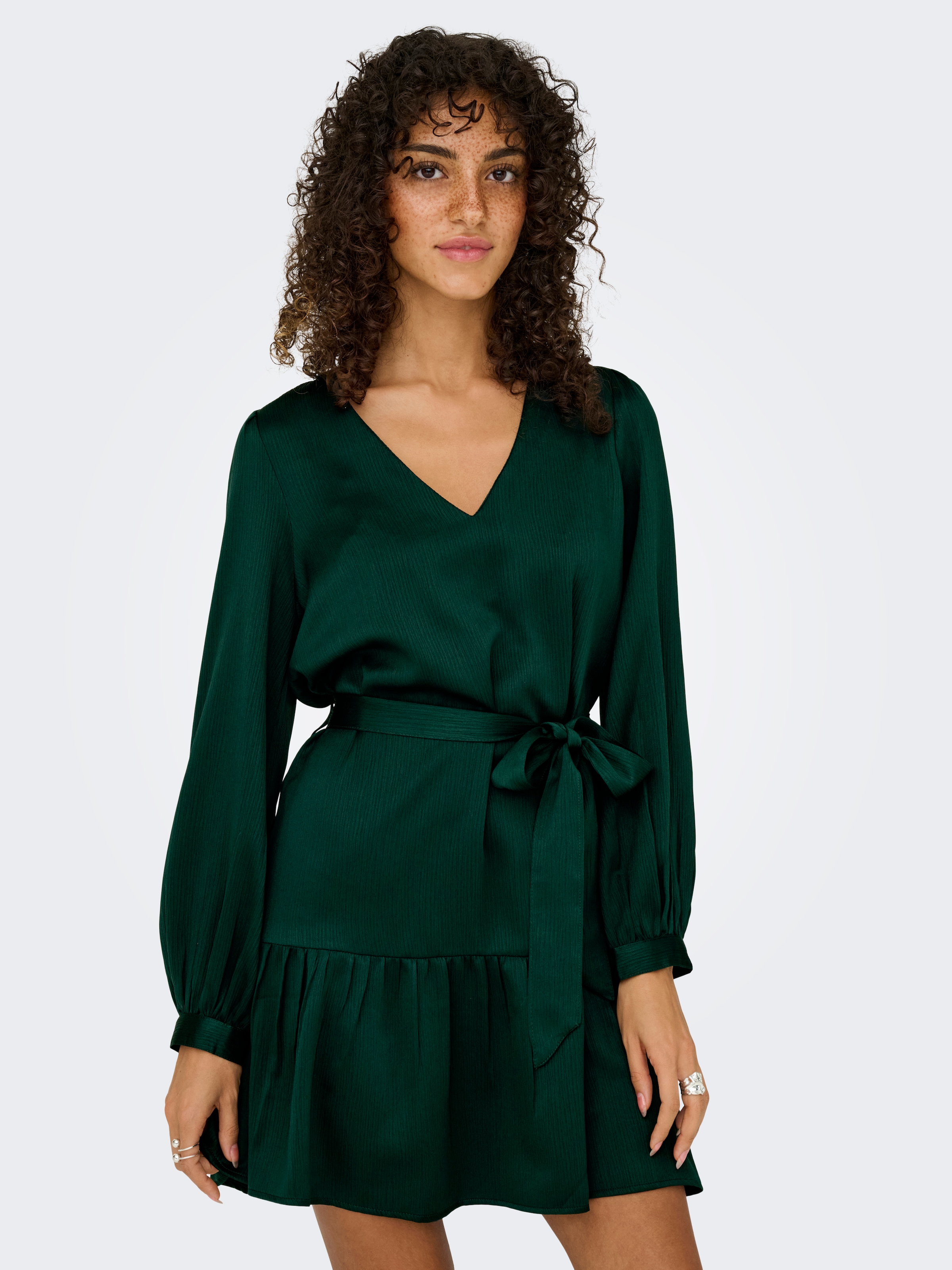 ONLY Tunikakleid »ONLNEW ALENA LIFE L/S SHORT DRESS WVN« Sommerkleid