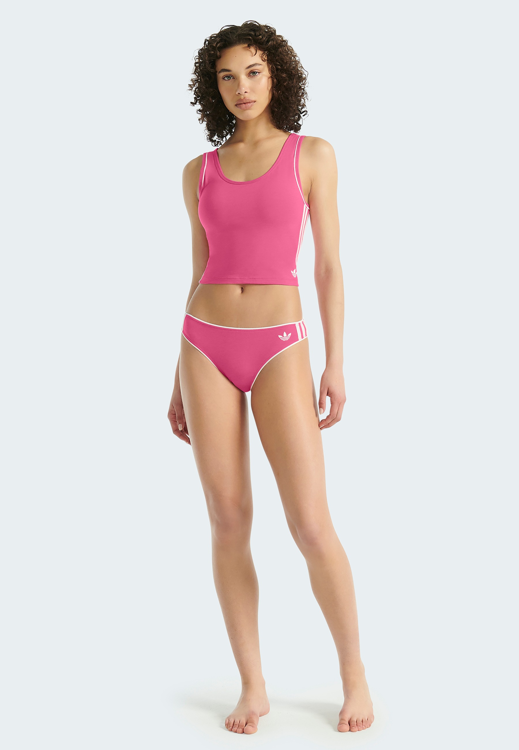 adidas Originals Crop-Top »Comfort Flex Cotton« atmungsaktiv, sportlich, Baumwollmix, Rundhals-Ausschnitt