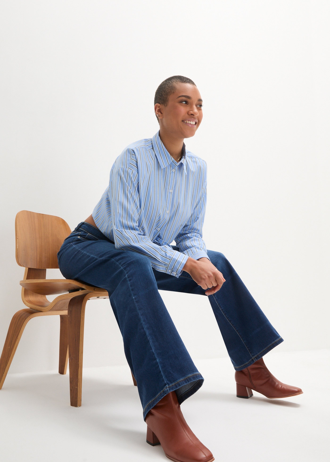 bonprix Weite Jeans Loose Fit Passform, mit Stretch-Material, mit Bequembund