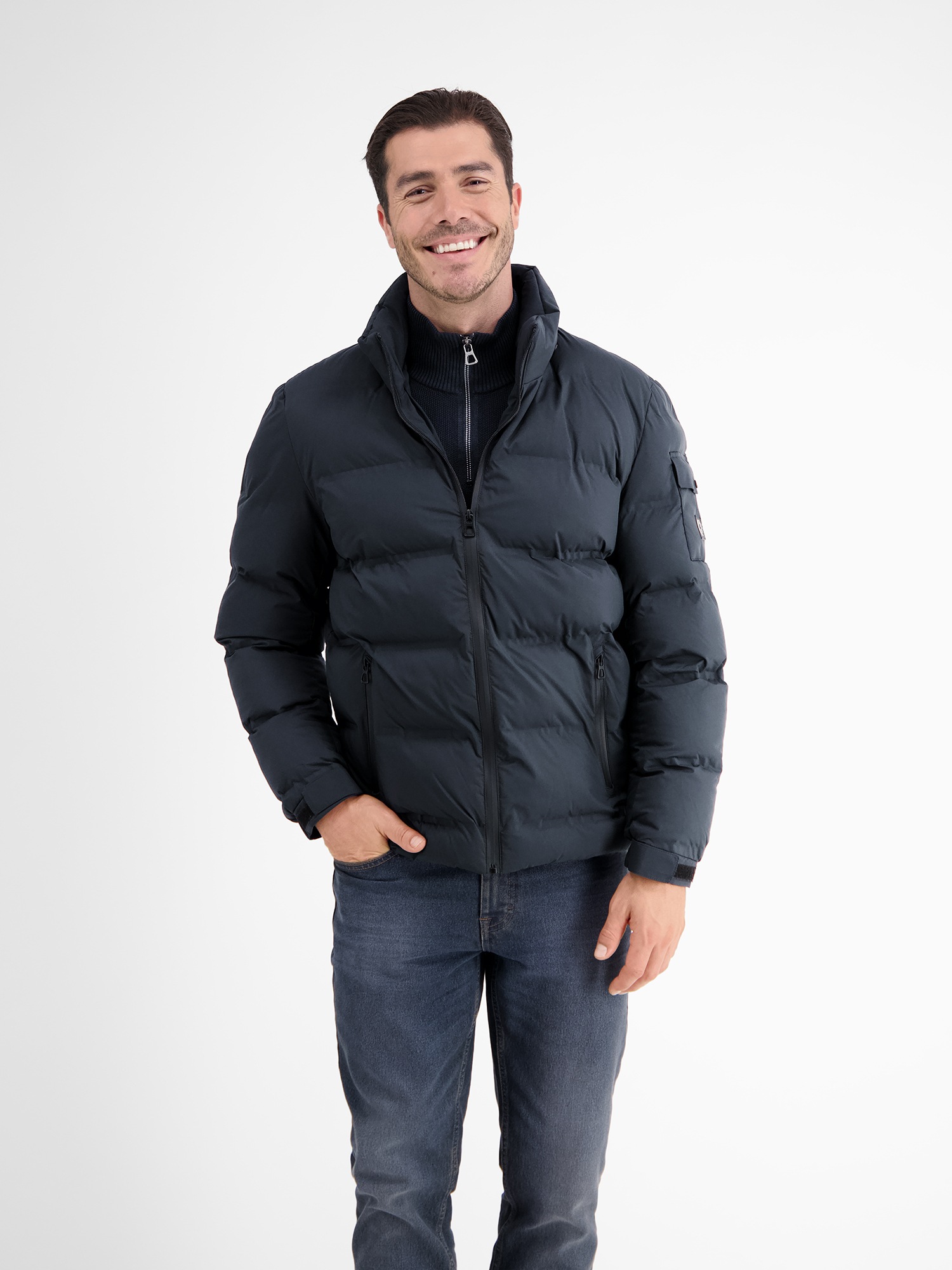 LERROS Veste matelassée »Warm gefütterter Steppblouson mit versteckter Kapuze« avec capuche
