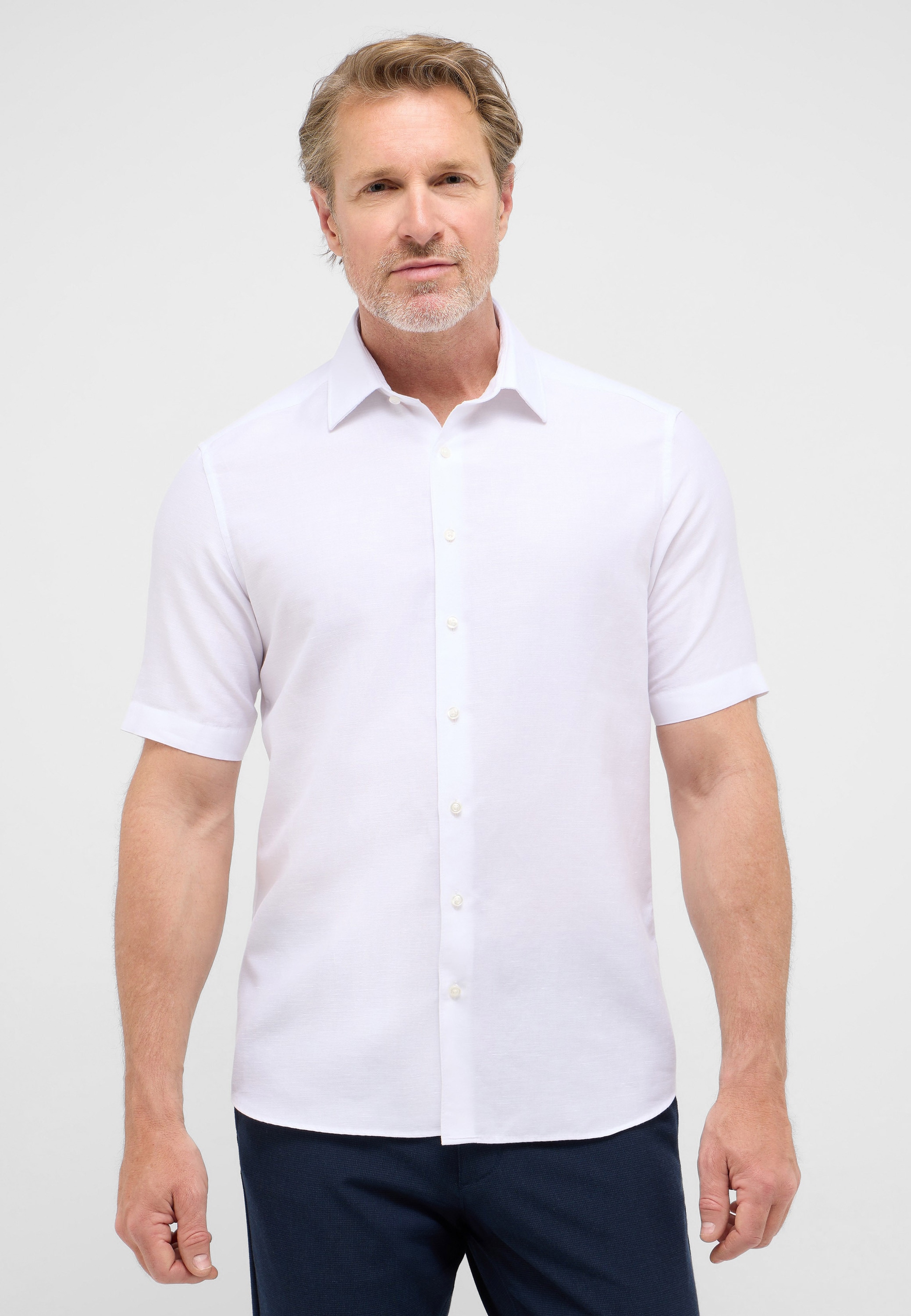 Eterna Chemise à manches courtes »MODERN FIT« EASY IRON (bügelleicht)