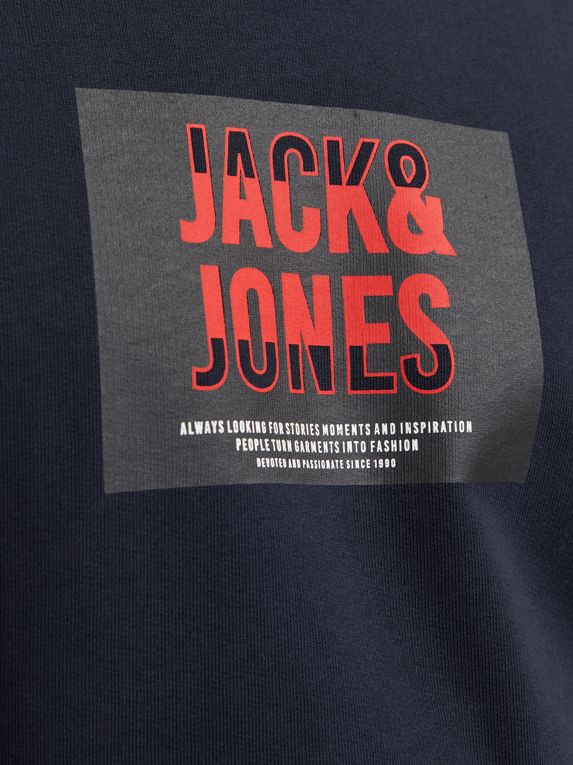 Jack & Jones Sweatshirt »JJHUDSON – Sweatshirt mit Print, Rundhals und Kapuze«, Print, modisch, regular fit, angeraute Sweatware, Rundhals
