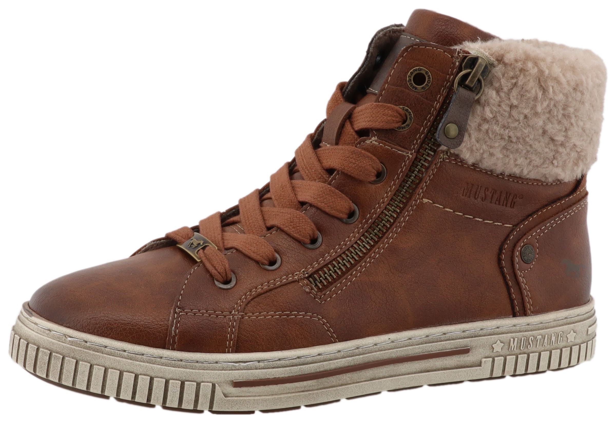 Mustang Shoes Bottes d'hiver »Janique«  sneakers montantes, boots d’hiver avec doublure chaude