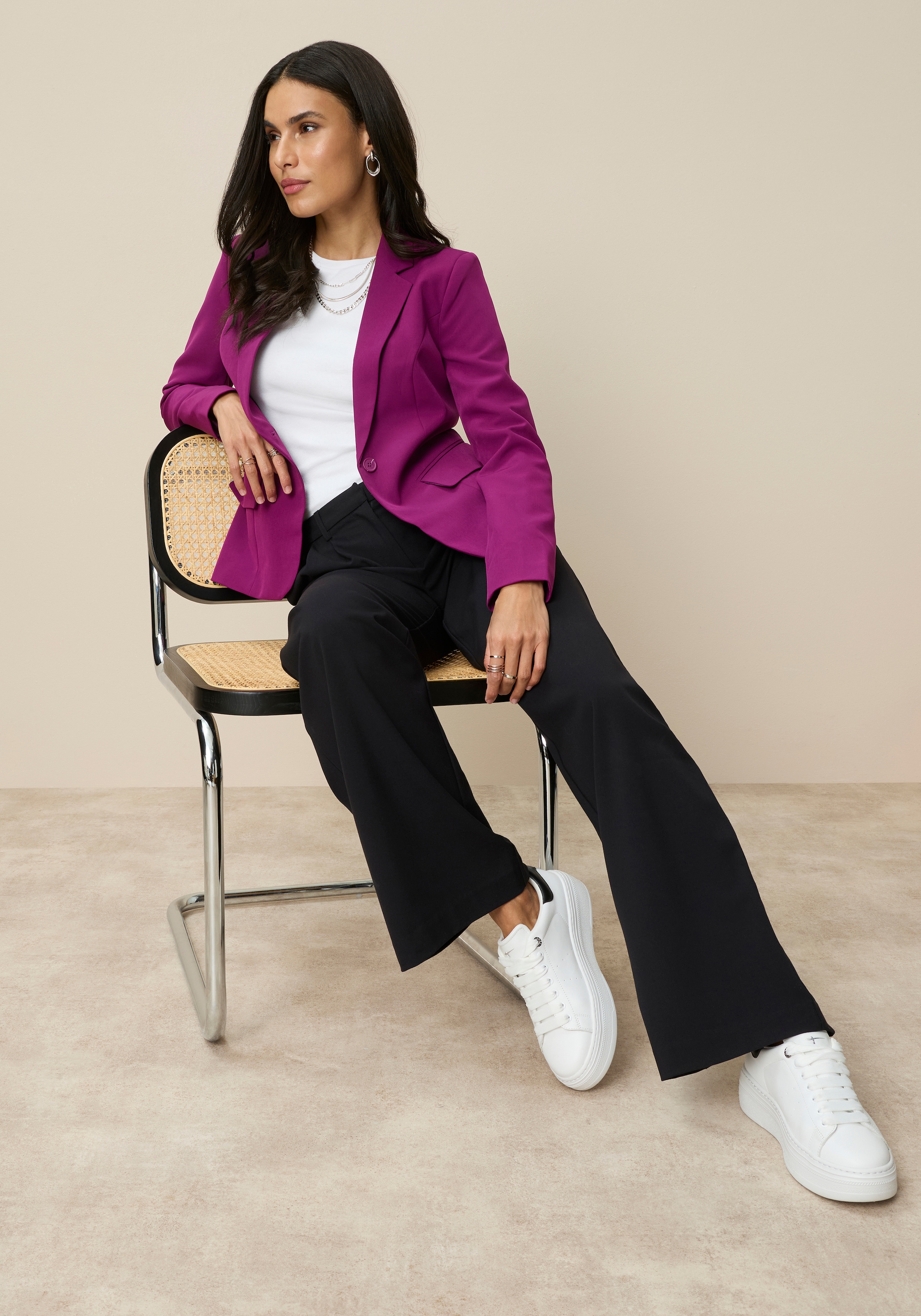 Tamaris Blazer court in Trendfarben - mit passender Hose