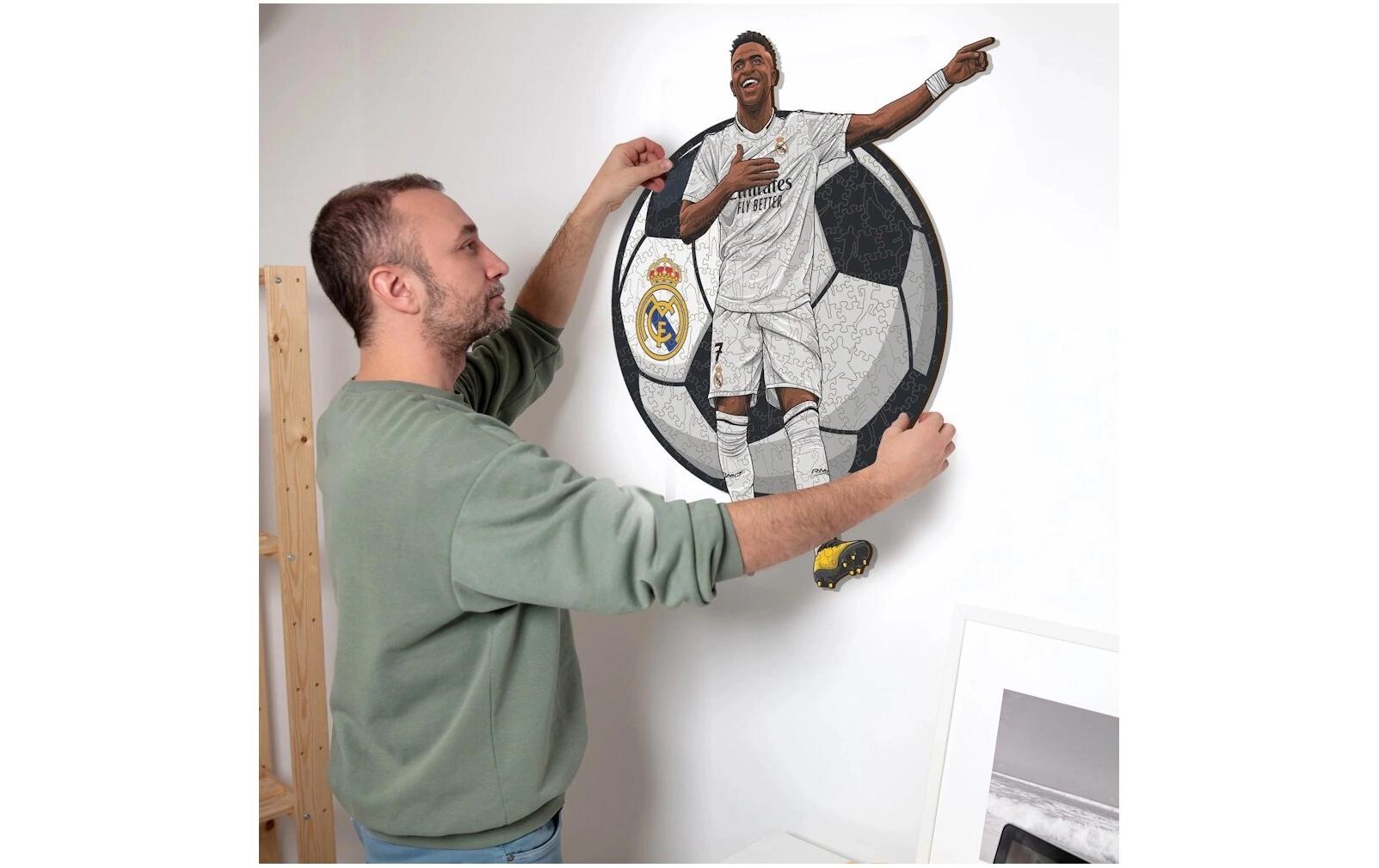   Puzzle »Iconic Vinicius Jr. - Real Madrid« Holzart: Birke (Herkunftsland: China)