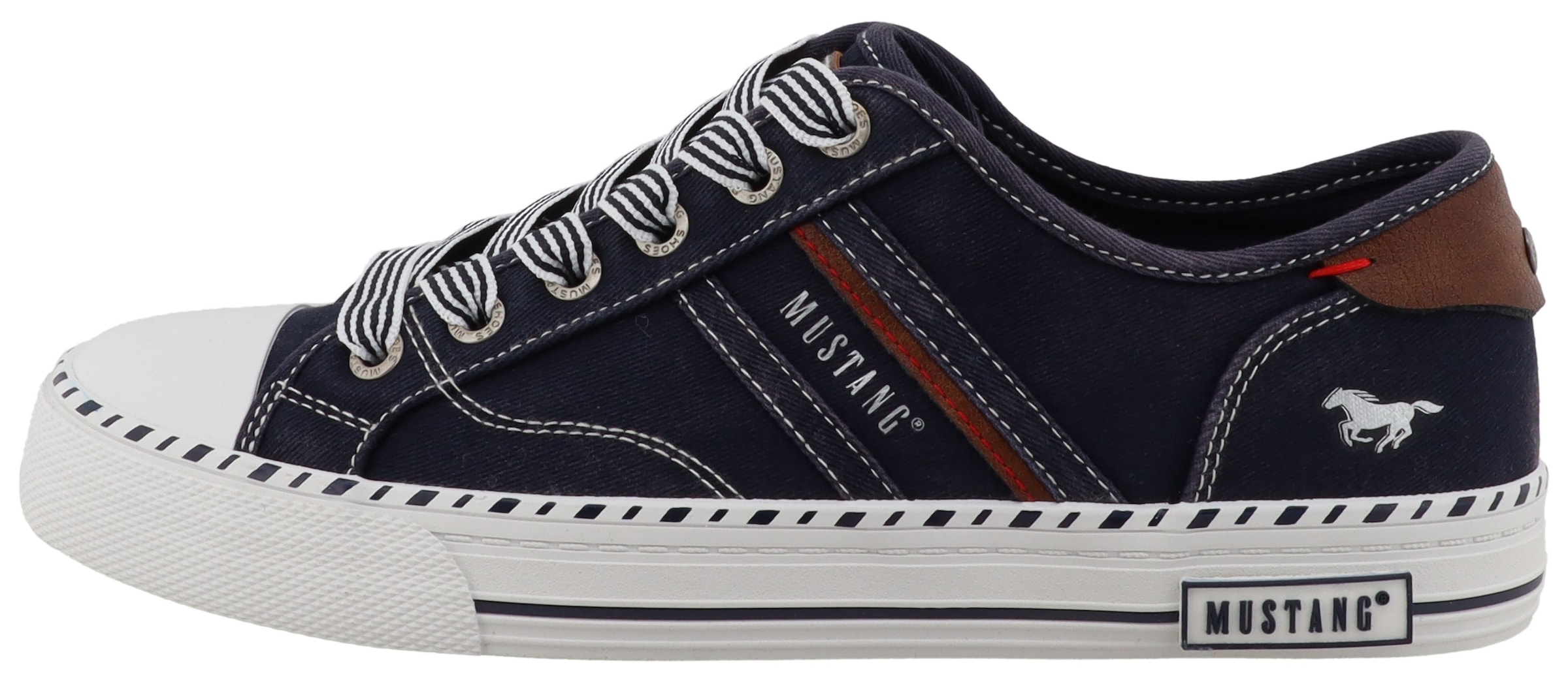 Mustang Shoes Baskets slip-on »Magdalena«  Mocassin, chaussure basse avec garniture contrastée et inscriptions logo