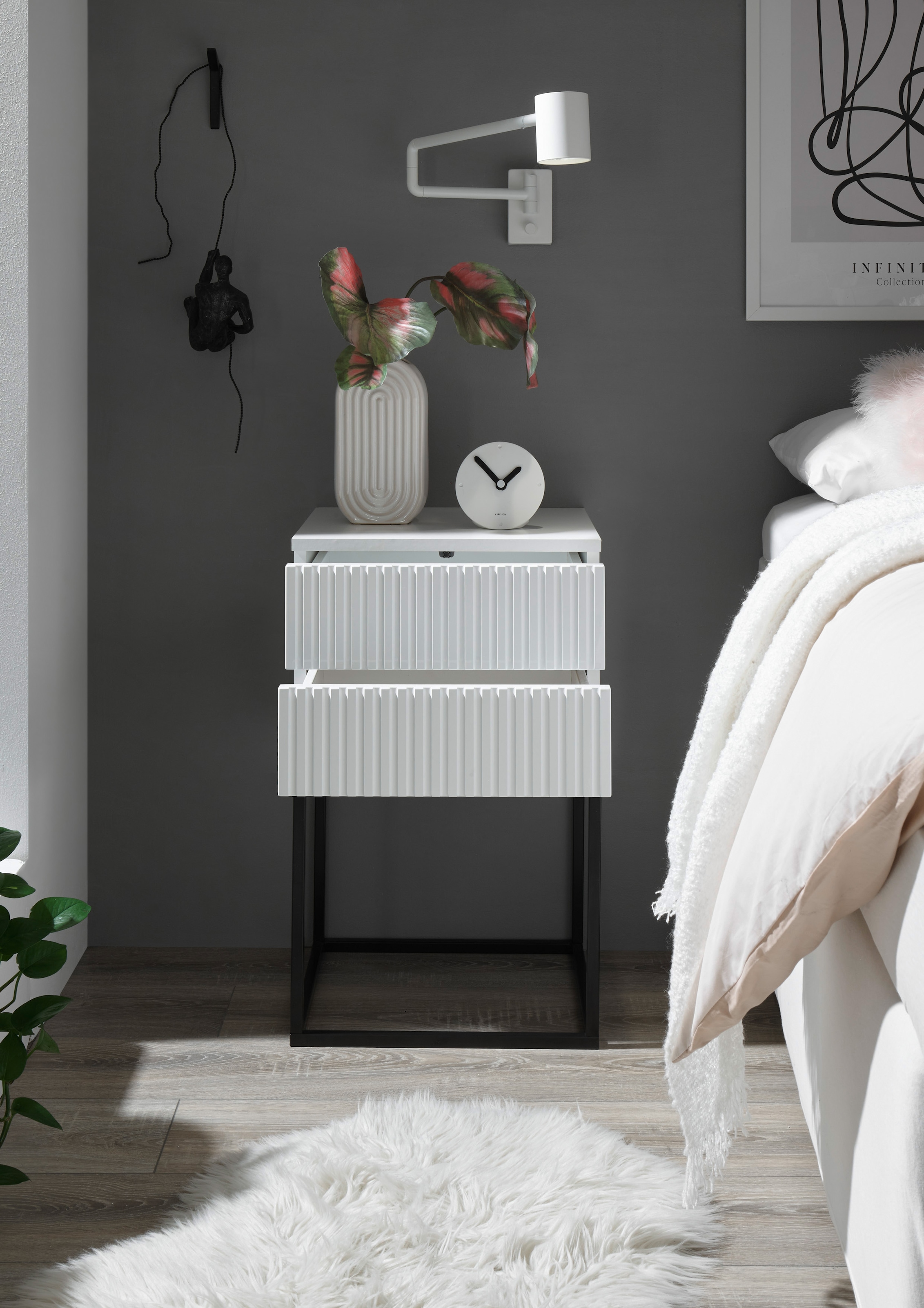 Schlafkontor Table de nuit »Marle Nachtkonsole, Nachtkästchen auf Metall-Fussgestell« Schubkasten in Rillenoptik auf schwarzem Metallgestell