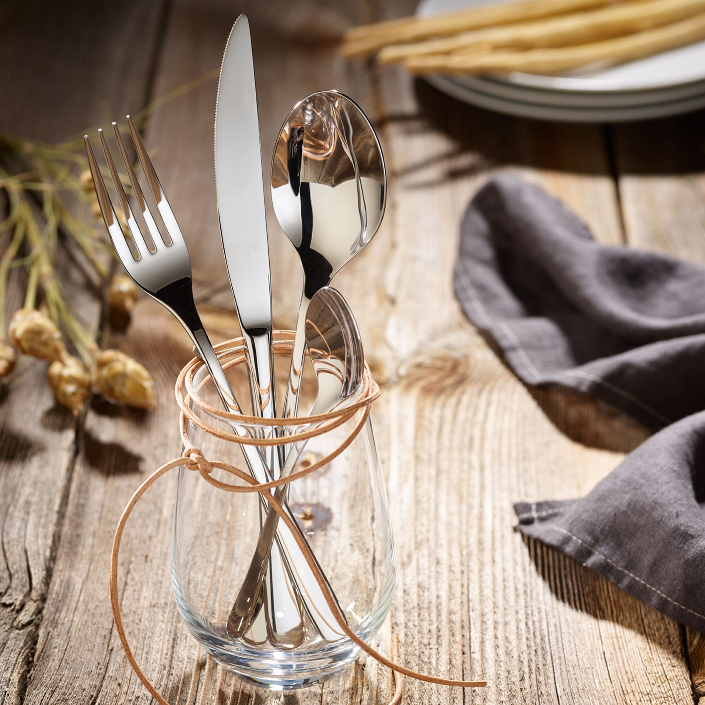 like. by Villeroy & Boch Besteck-Set »Essential Besteckset« Gefertigt aus pflegeleichtem, rostfreiem Edelstahl