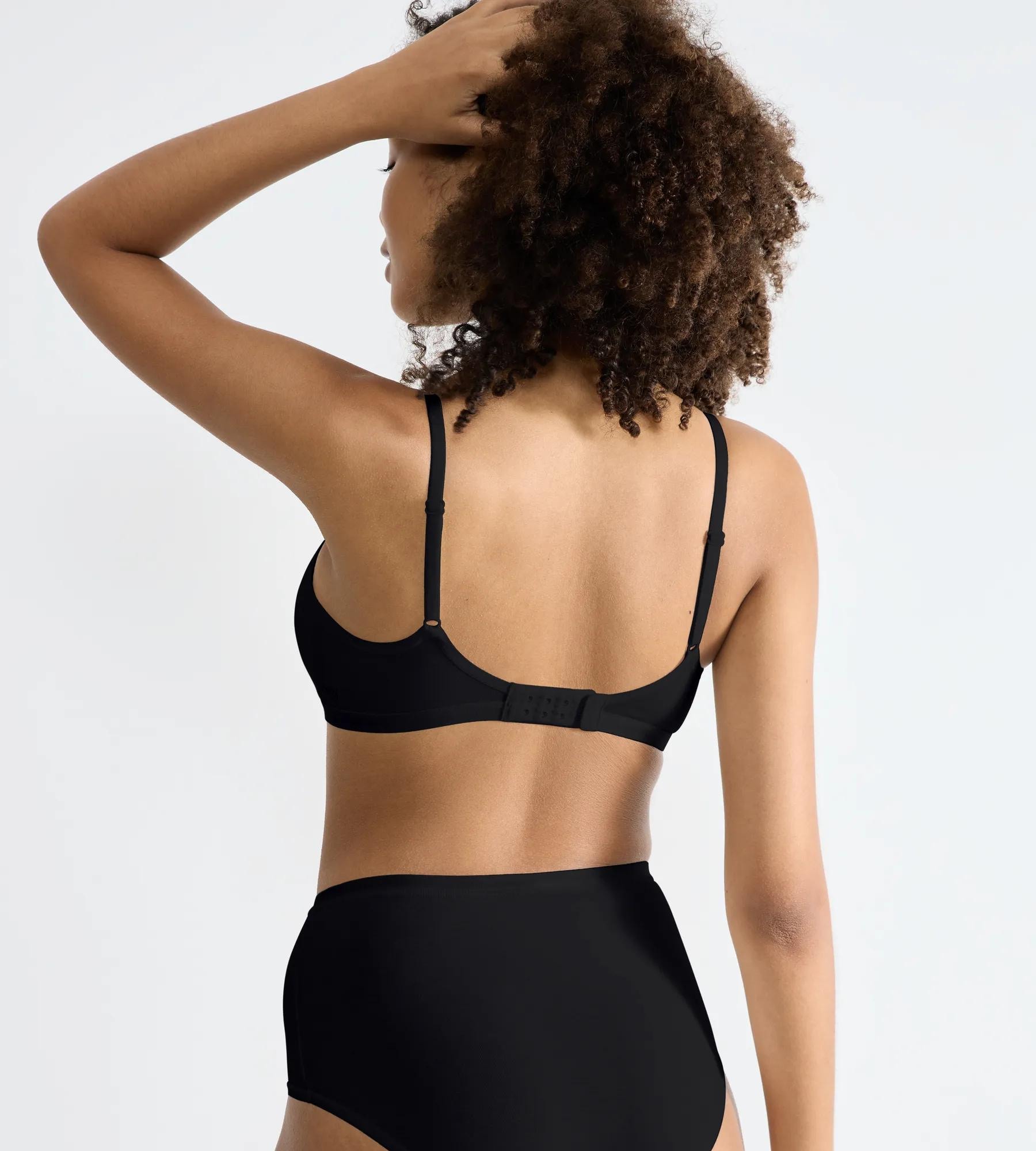 sloggi Soutien-gorge souple »GO Daily Cotton« détails effet brillant, décolleté en V profond, sans armatures