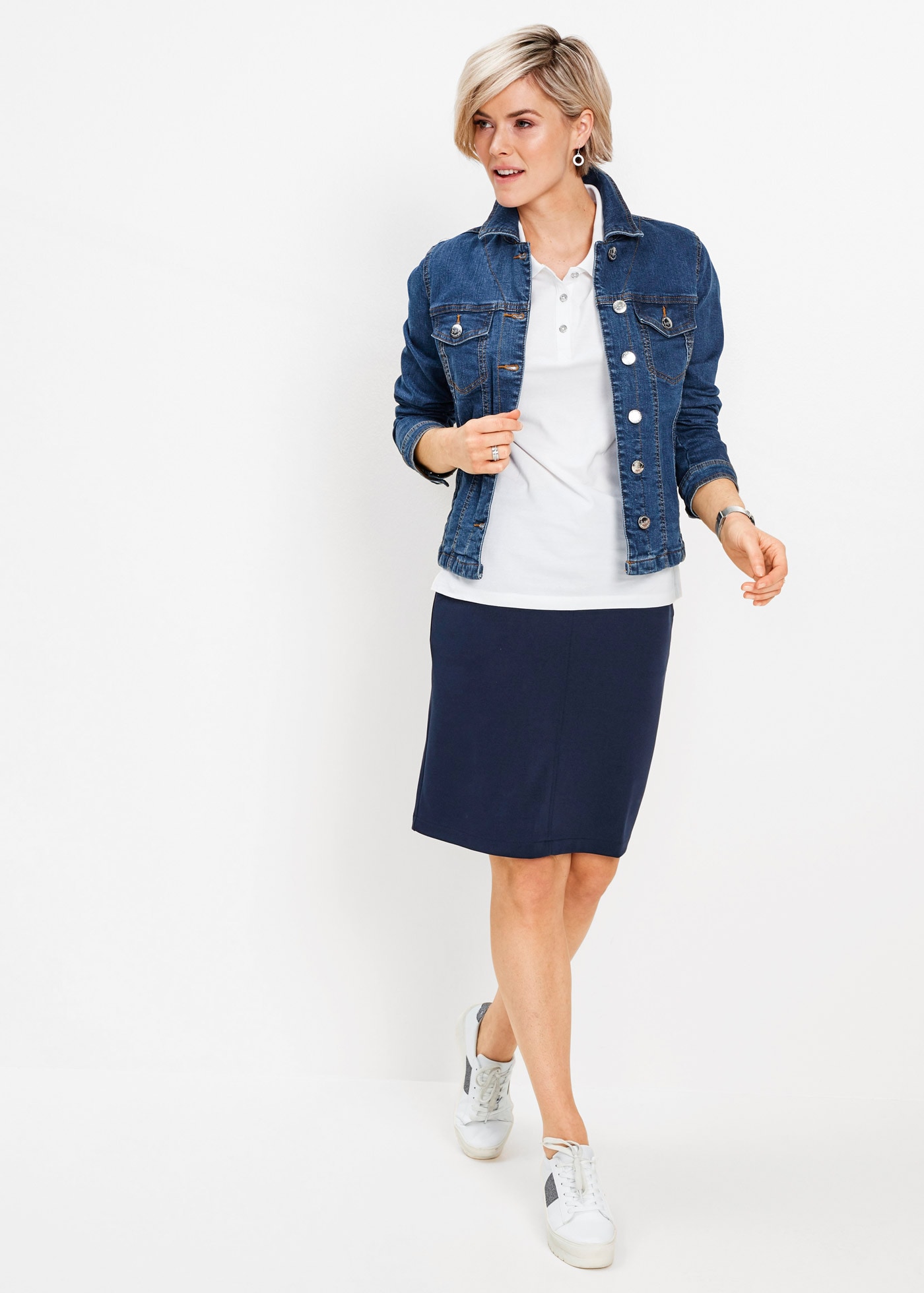 bonprix Poloshirt figurumspielende Passform, Kurzarm-Design, Polokragen