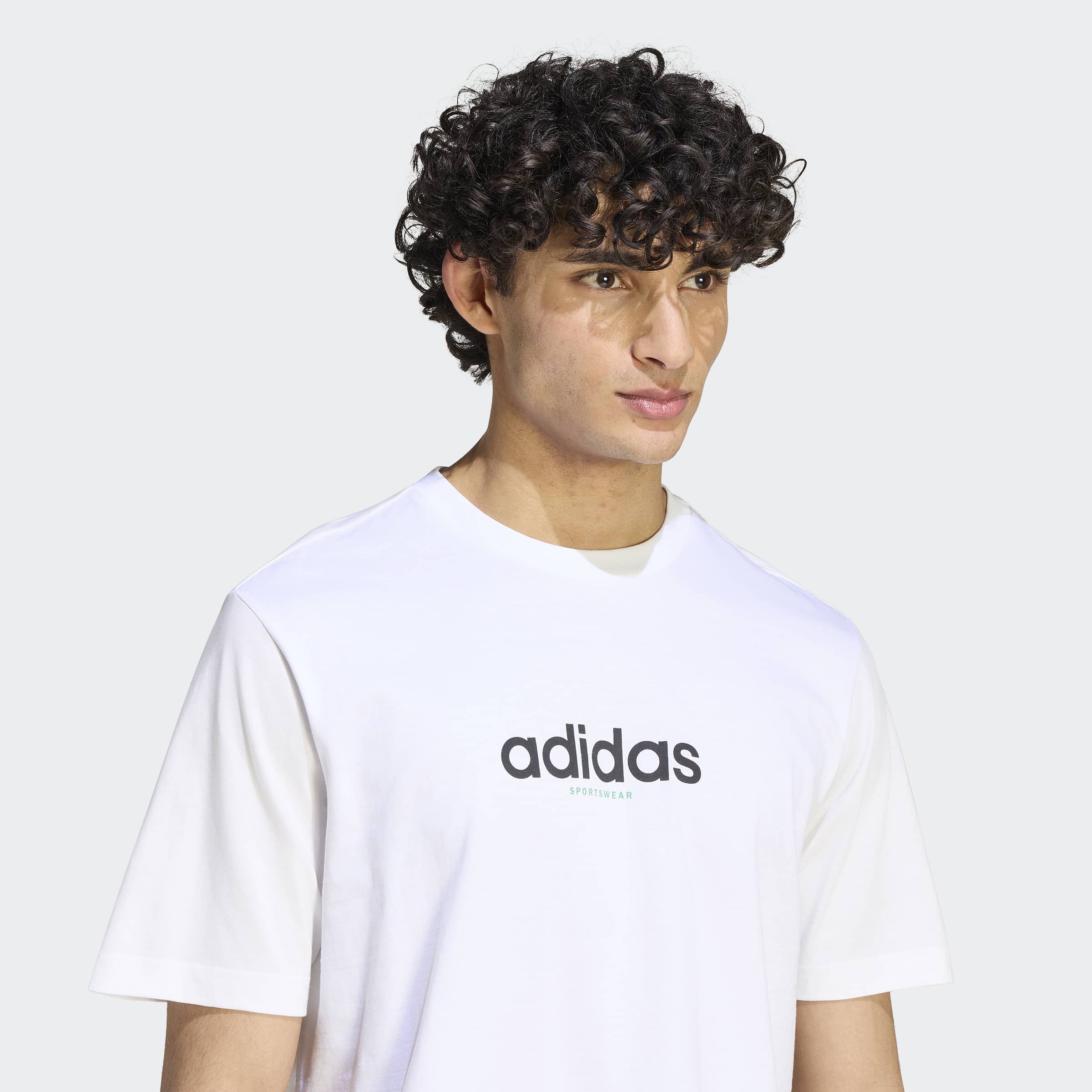 adidas Sportswear T-Shirt »M MOS FTB T« mit normaler Länge, sportlicher Stil, ohne Verschluss, aus Baumwolle