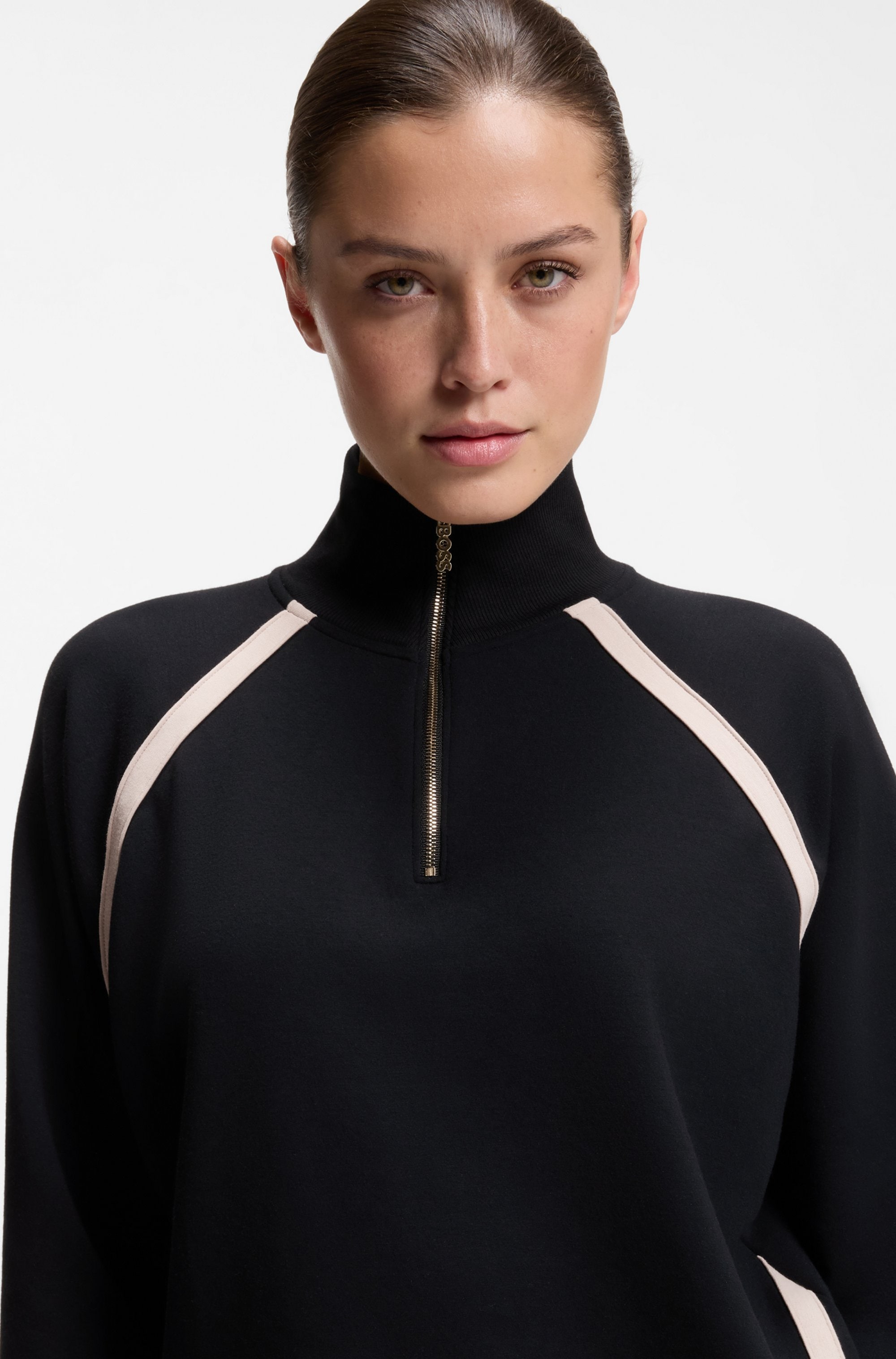 BOSS Sweatshirt »Mirage«, mit Reissverschluss am Kragen und kontrastfarbenen Einsätzen
