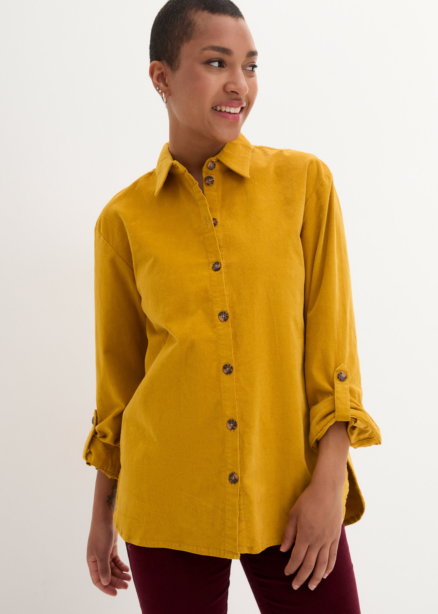 bonprix Langarmbluse »Cord-Hemd mit Seitenschlitz« Cord-Hemd mit Seitenschlitz