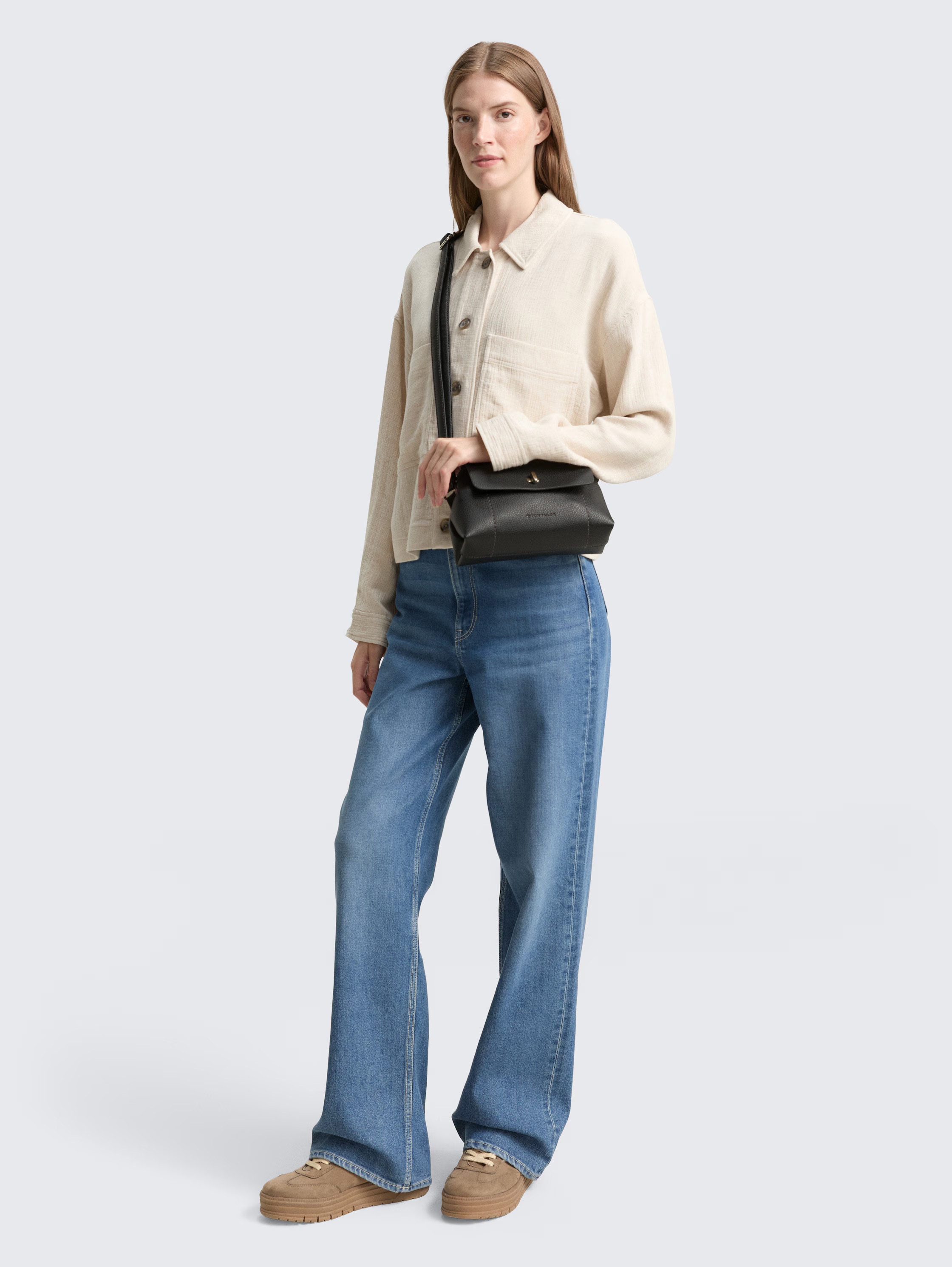 TOM TAILOR Sac à bandoulière »Elif« Imitation cuir finement grainé avec serrure tournante élégante et logo délicat