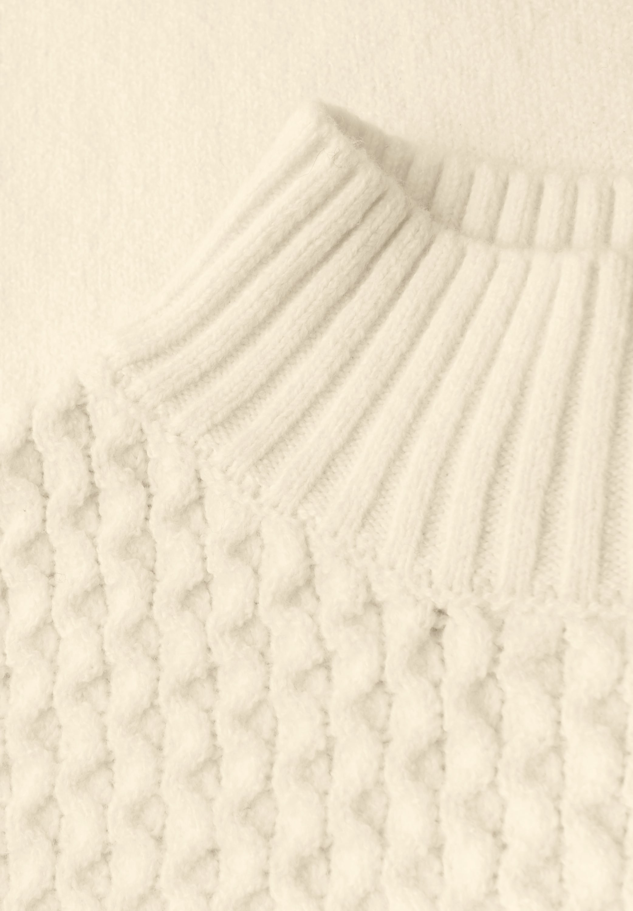 STREET ONE Stehkragenpullover mit Strickmuster