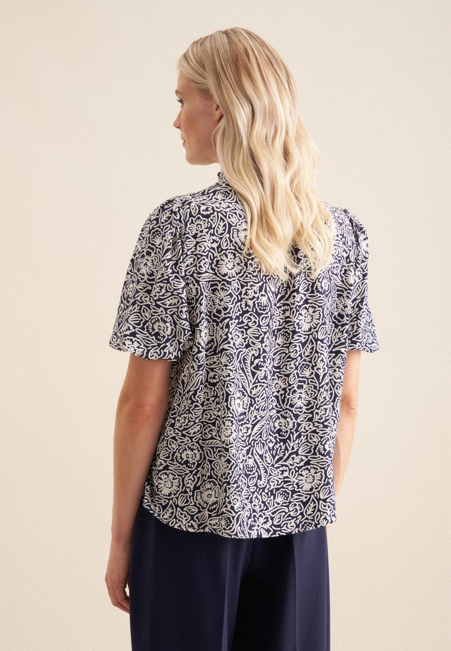 seidensticker Shirtbluse »Schwarze Rose« 1/2 Rundhals Floral