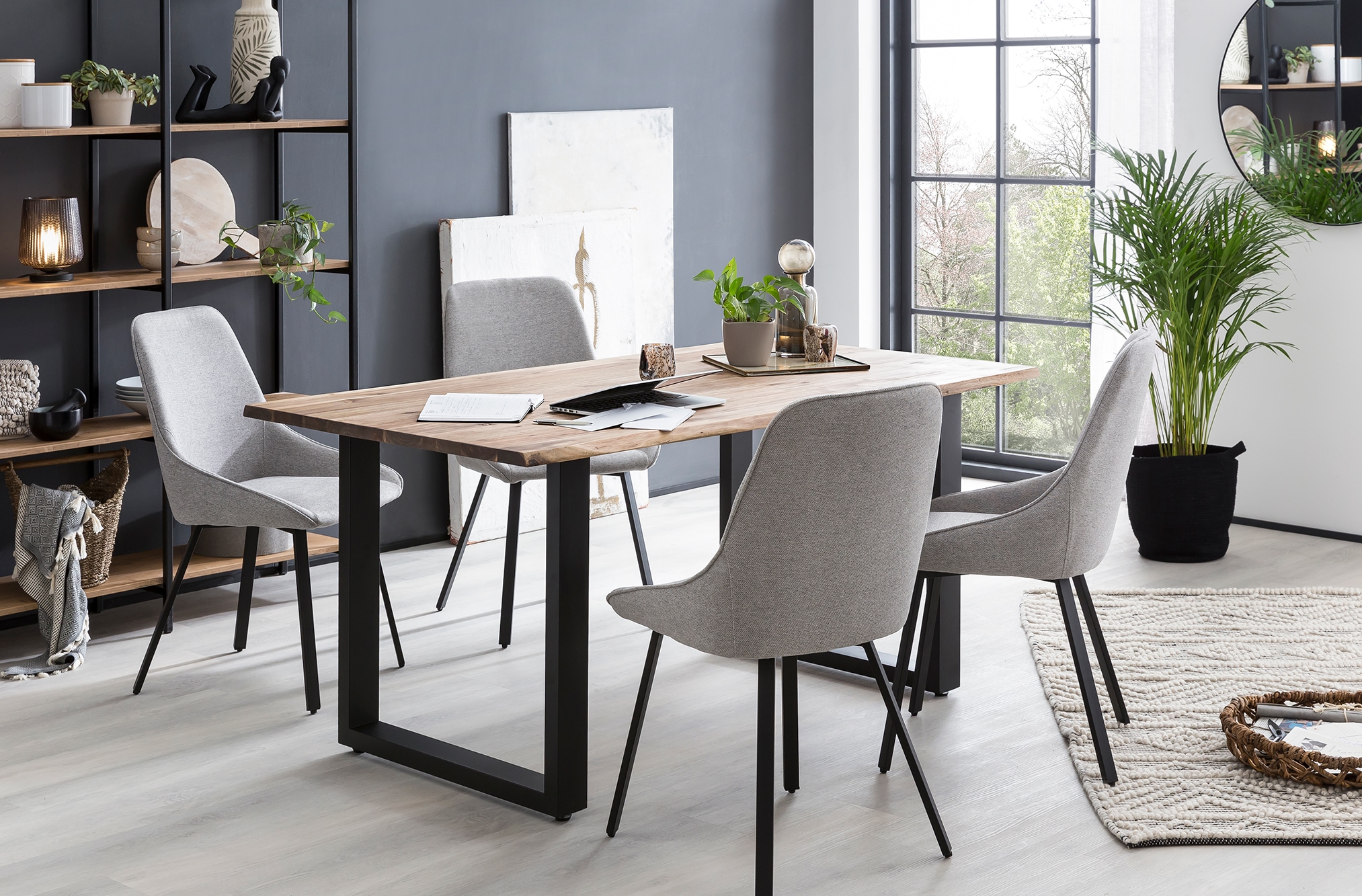 SalesFever Esstisch »Design Esstisch für stilvolles Ambiente« mit echter Baumkante