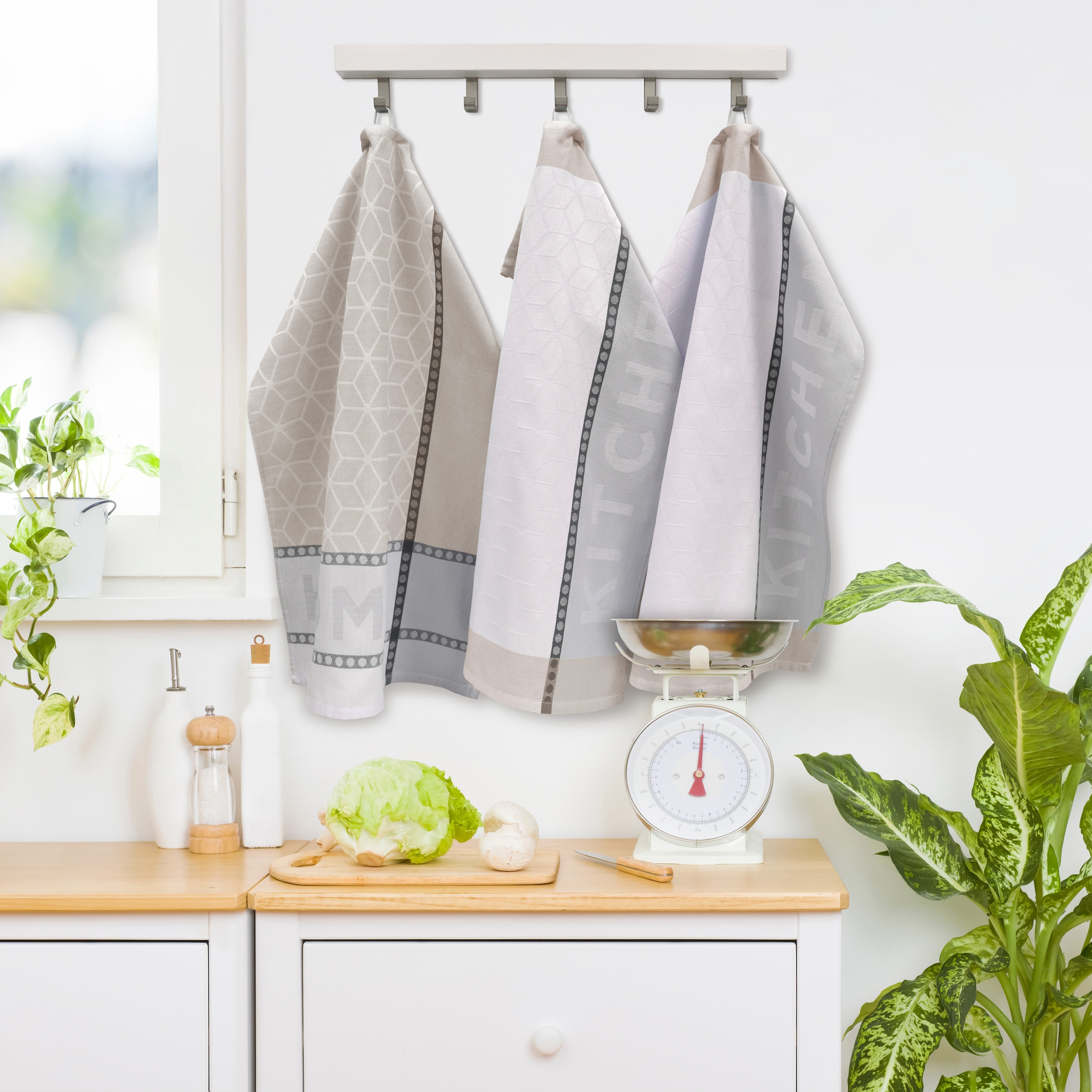 Dyckhoff Geschirrtuch »HOME & KITCHEN, Masse je Tuch ca. 50x70 cm, aus 100% Baumwolle« mit zwei verschiedenen Motiven