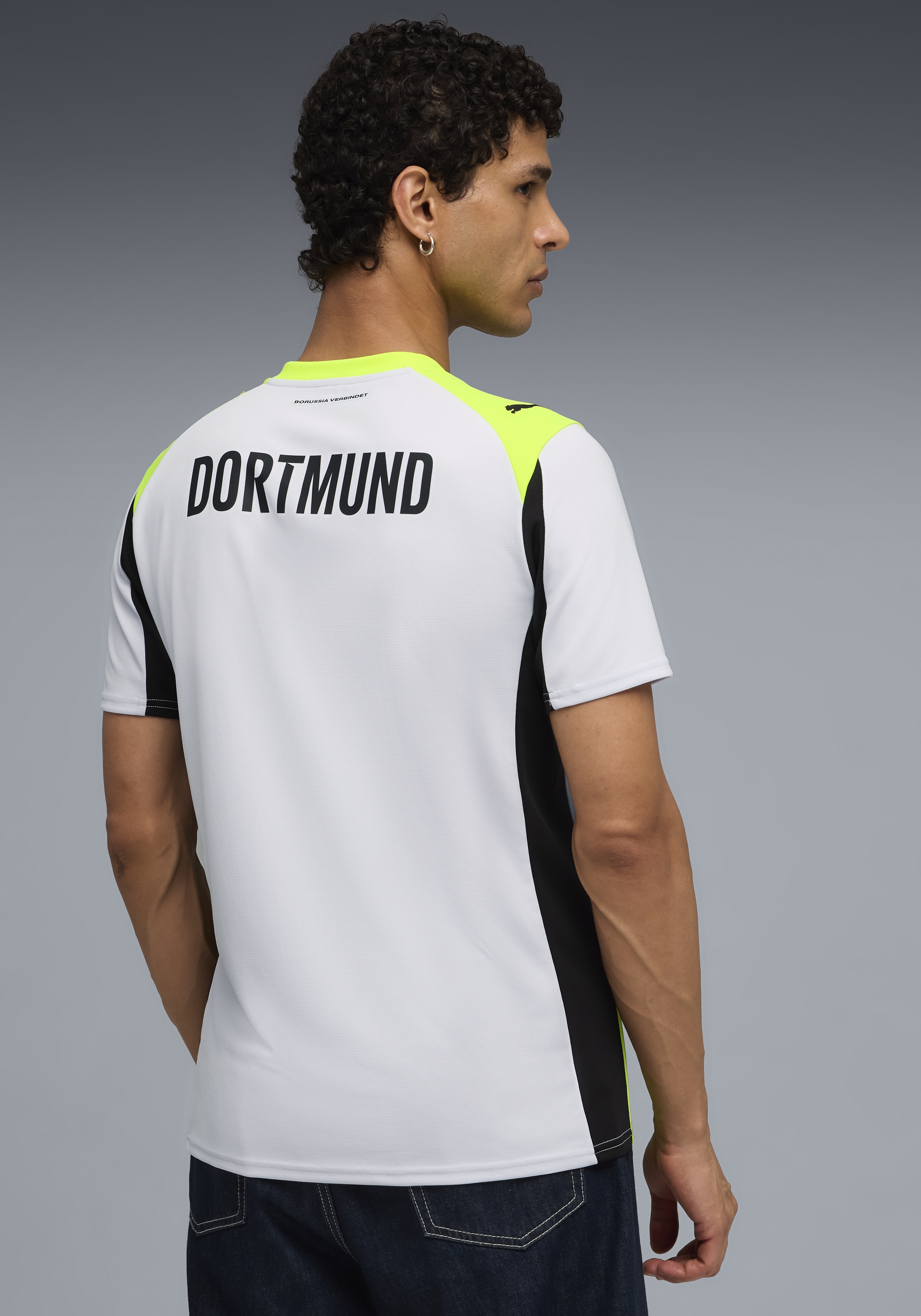 PUMA Fussballtrikot »BVB AWAY JERSEY REPLICA« Fussball, Kurzarm, sportlicher Stil, mit Rundhalsausschnitt