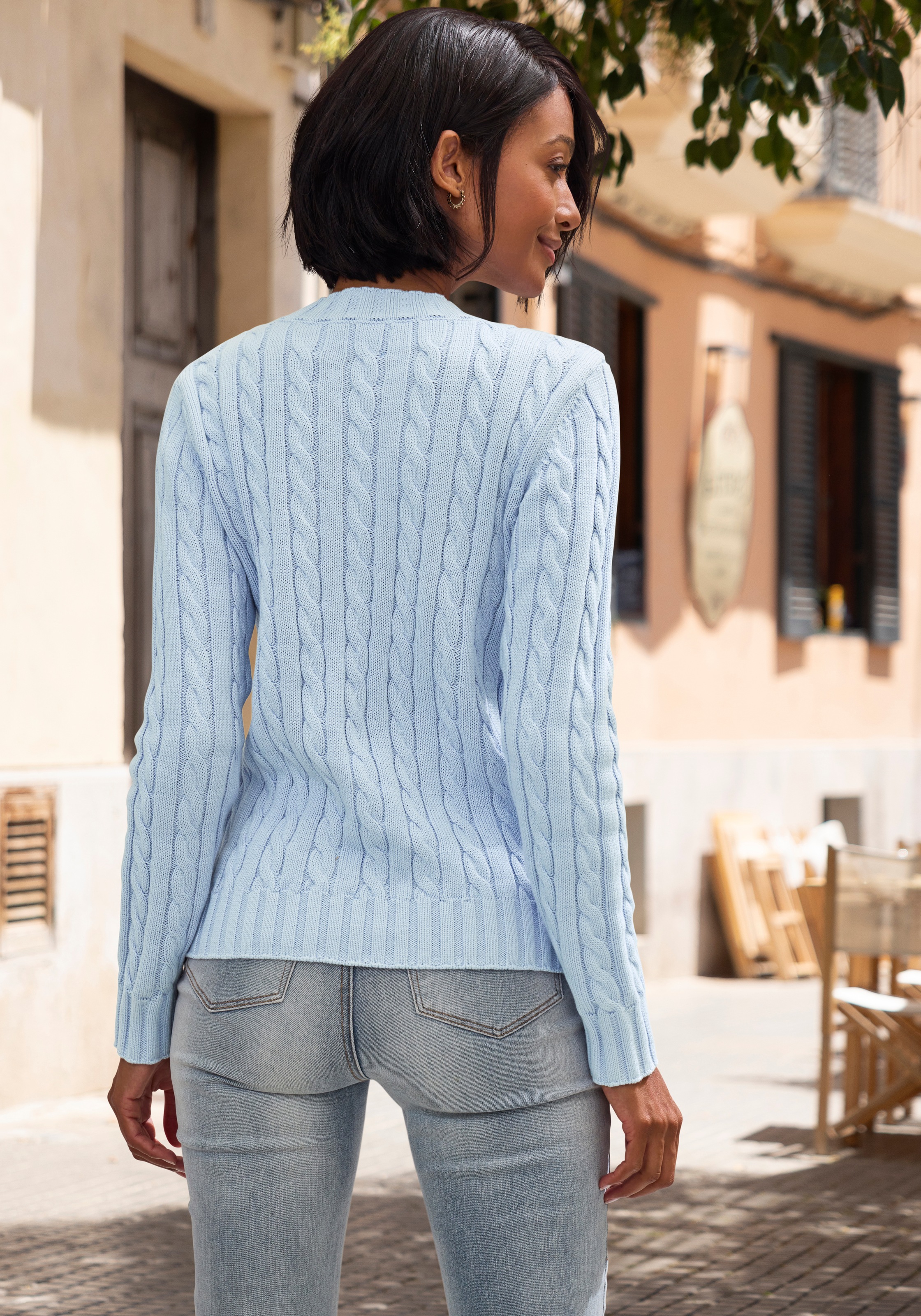 LASCANA Pull à col rond mit Zopfstrickmuster, gemütlicher Strickpullover, klassisch