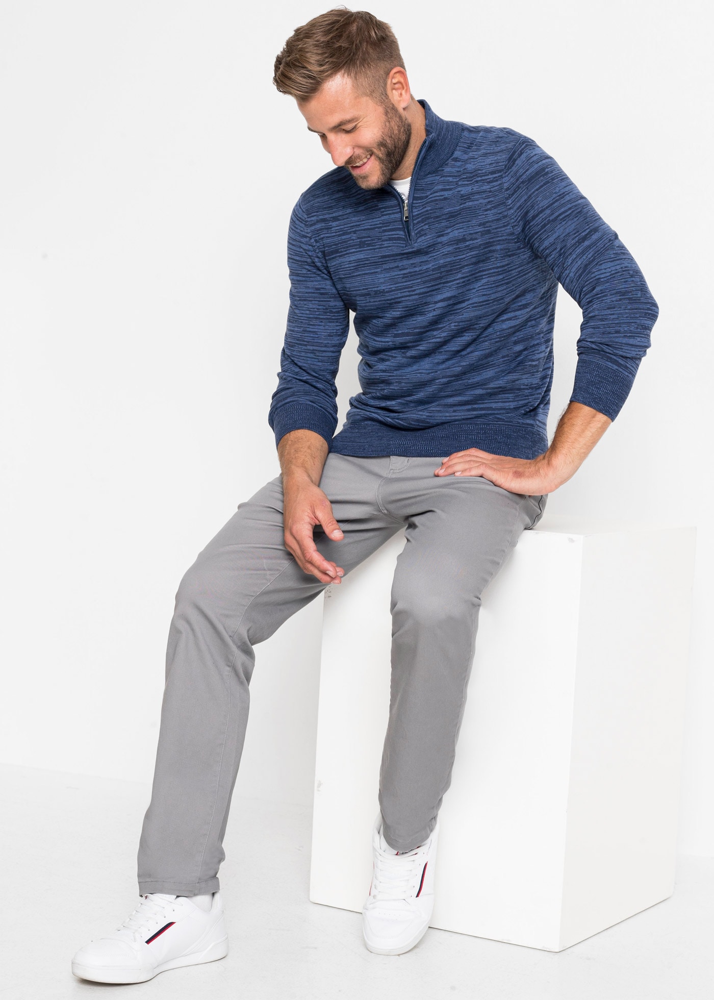 bonprix Troyer aus Baumwolle und Polyacryl, mit Stehkragen und Reissverschluss