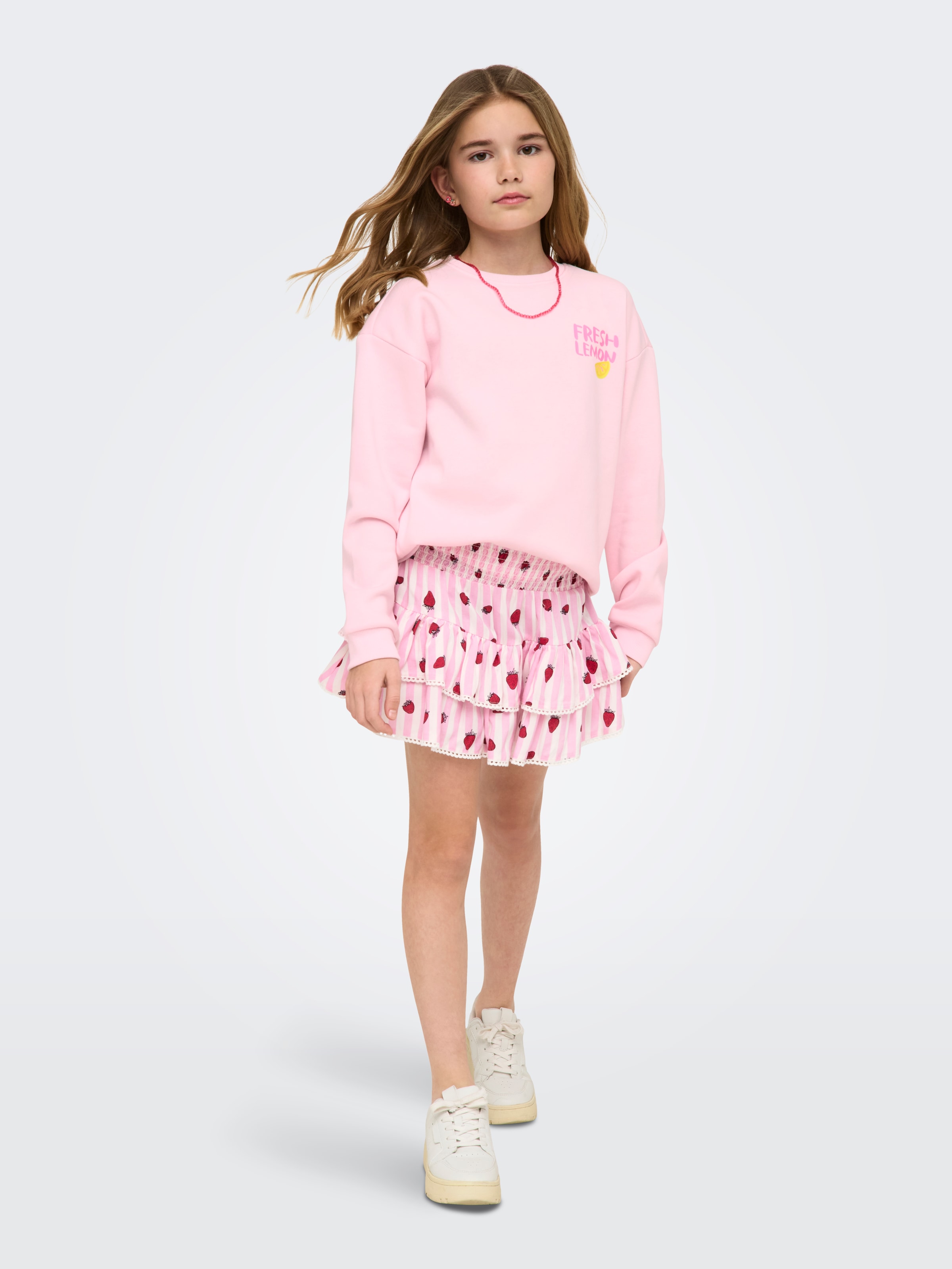 KIDS ONLY Jupe d'été »KOGGLOW LIFE TAPED EDGE SKORT AOP WVN« 1 avec superbes volants à bordure en dentelle discrète