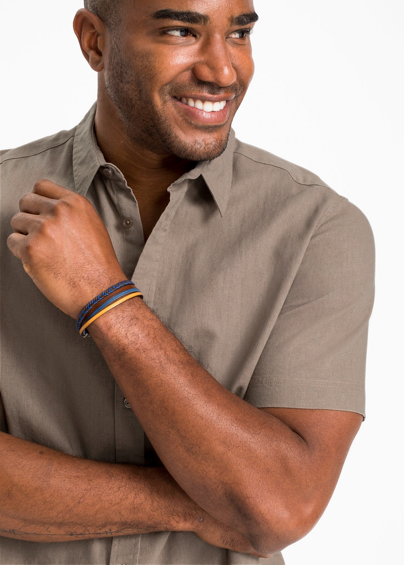 bonprix Chemise à manches courtes Regular Fit, aus Leinen-Baumwoll-Mix, mit kurzem Arm, Kentkragen