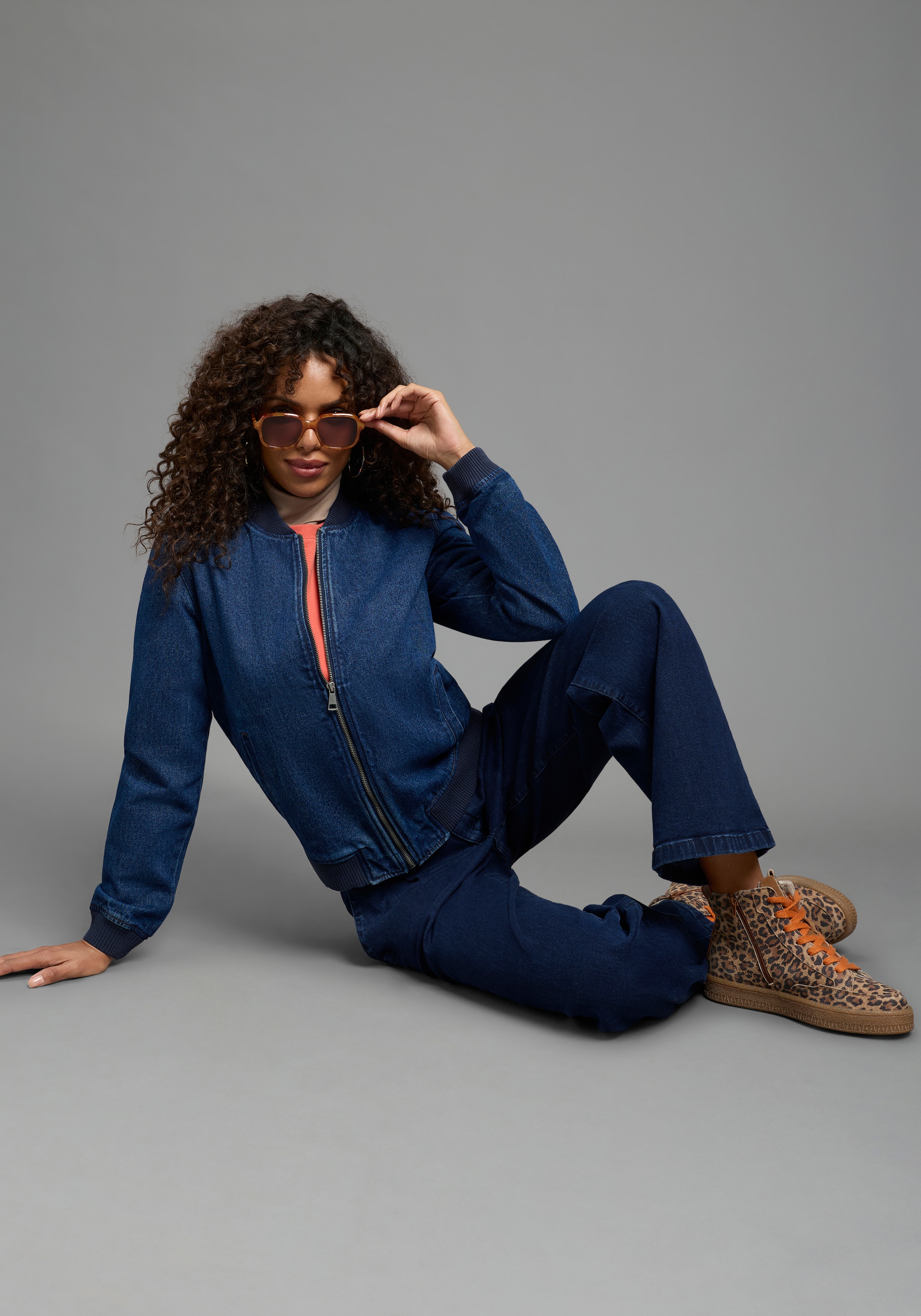Arizona Veste en jean »im winterlicheren Denim« longueur hanches, coupe Comfort Fit, avec fermeture éclair