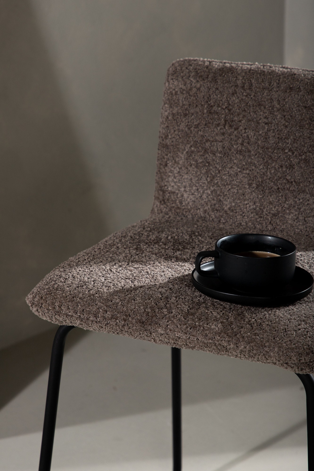 Venture Home Tabouret de bar »Bisbee, 2er-Set Barhocker mit Fussstütze, belastbar bis 120 kg« Ensemble, 2 cuis tlg. Tresenstuhl, weicher Bezug, Stahlbeine, Fussstütze, modern