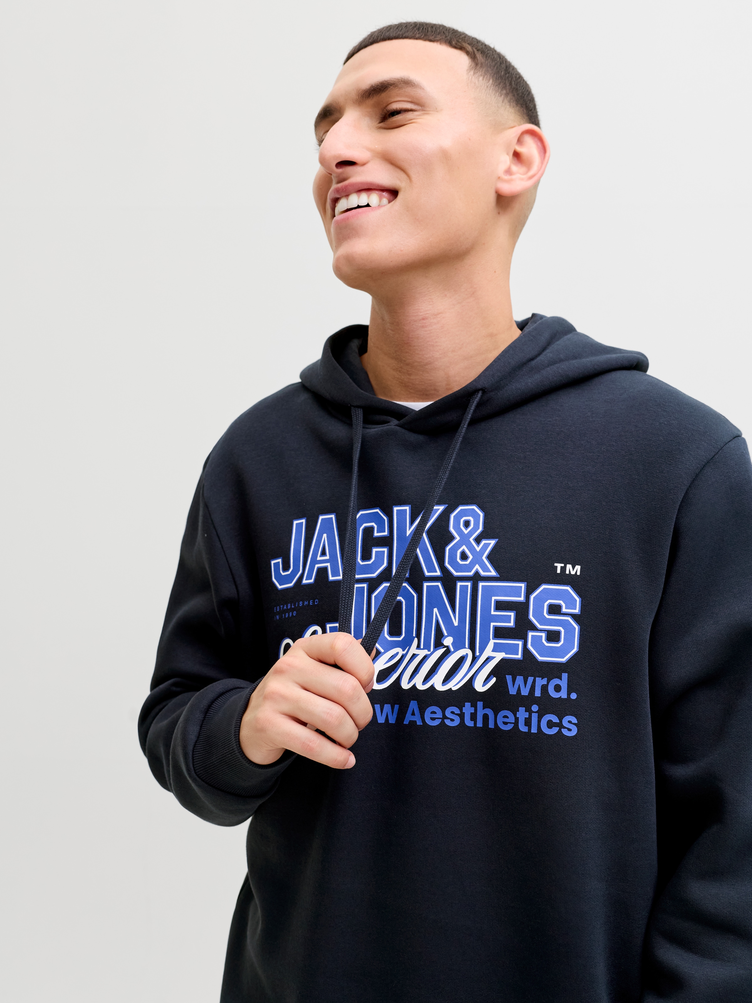 Jack & Jones Sweat à capuche »JJELOGO SWEAT HOOD 2 COL 25/26 NOOS«, avec imprimé stylé
