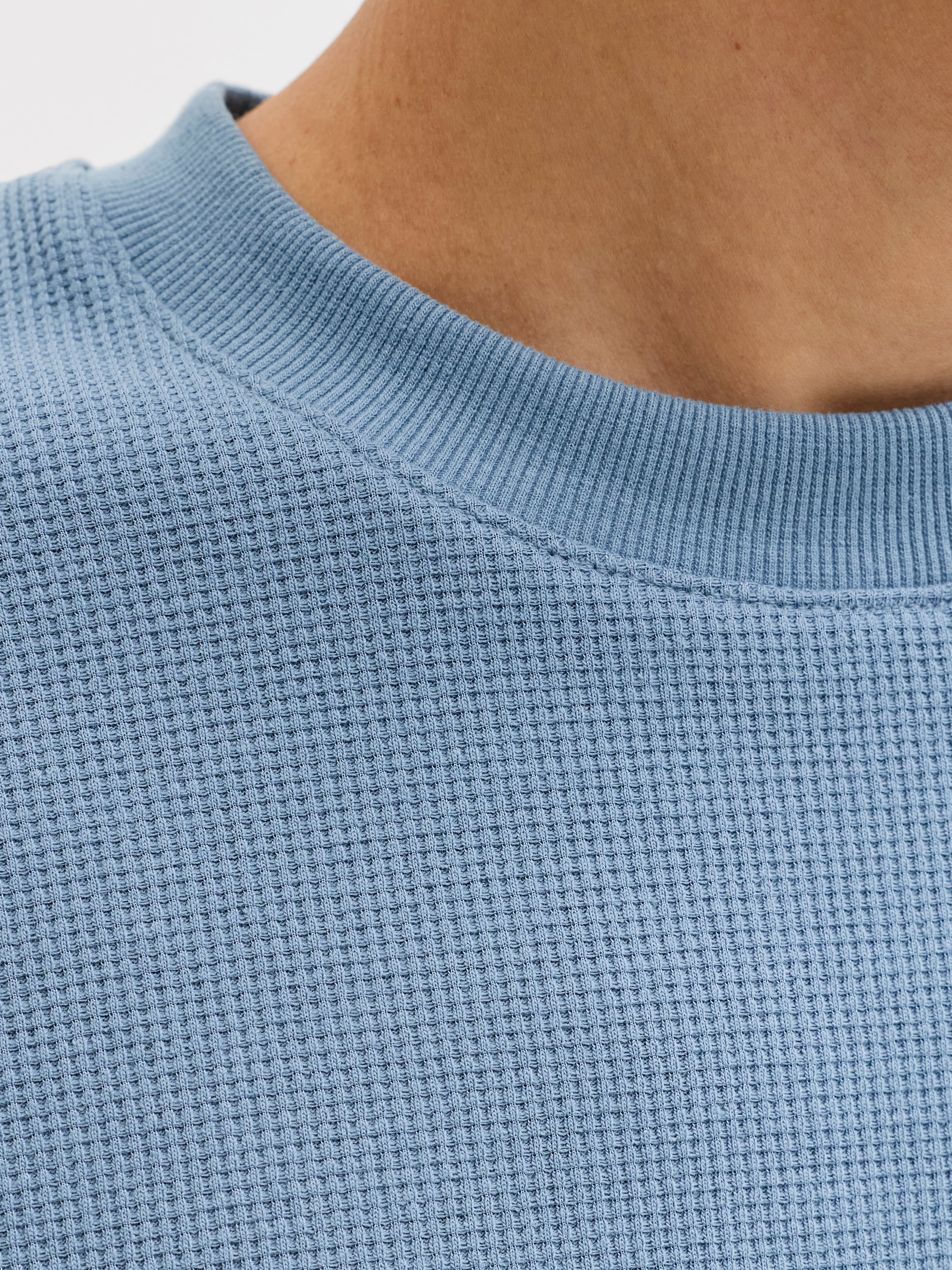 Jack & Jones Shirt à col rond »JJEAUSTIN TEE SS NOOS« Materialmix, relaxed fit