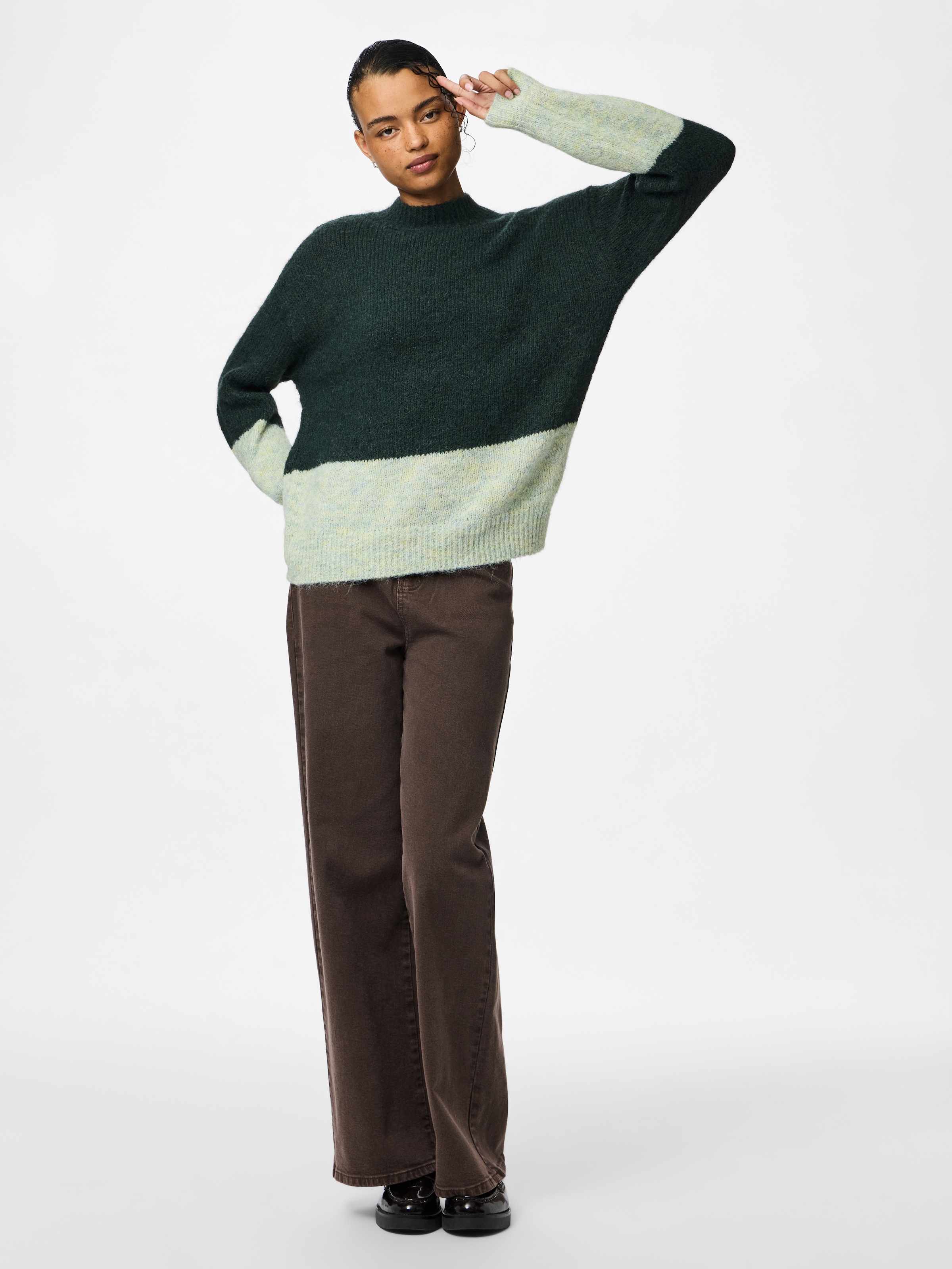 pieces Pull à col rond »PCIVY LS O-NECK COLOR BLOCK KNIT PWP BC«, Colorblock Design
