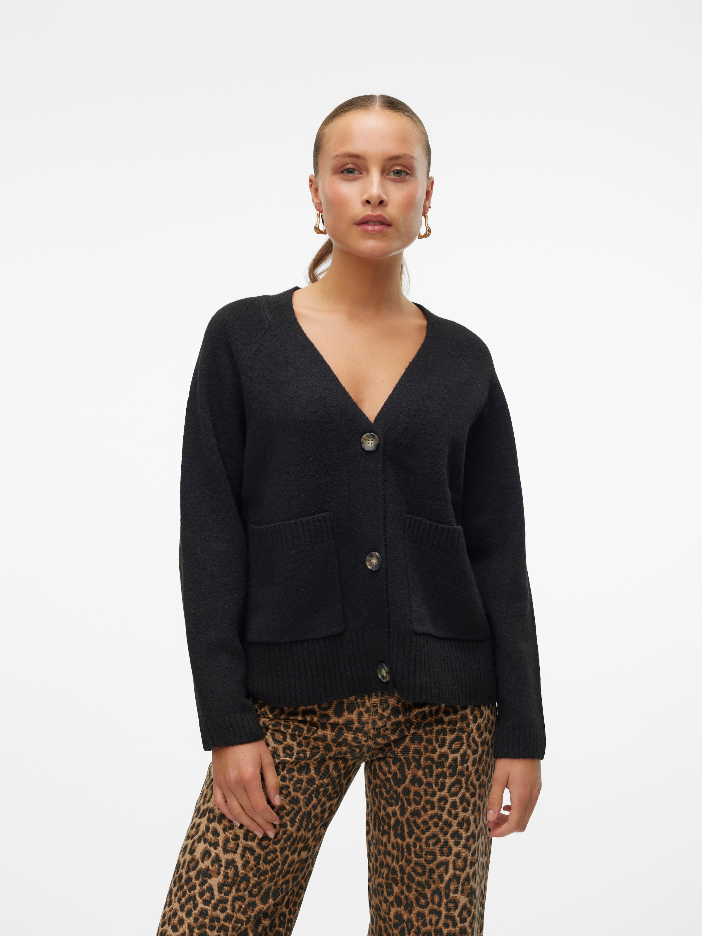 Vero Moda Veste en tricot »VMBOOM LS V-NECK BUTTON CARDIGAN GA NOOS« mélange de matières, coupe ample