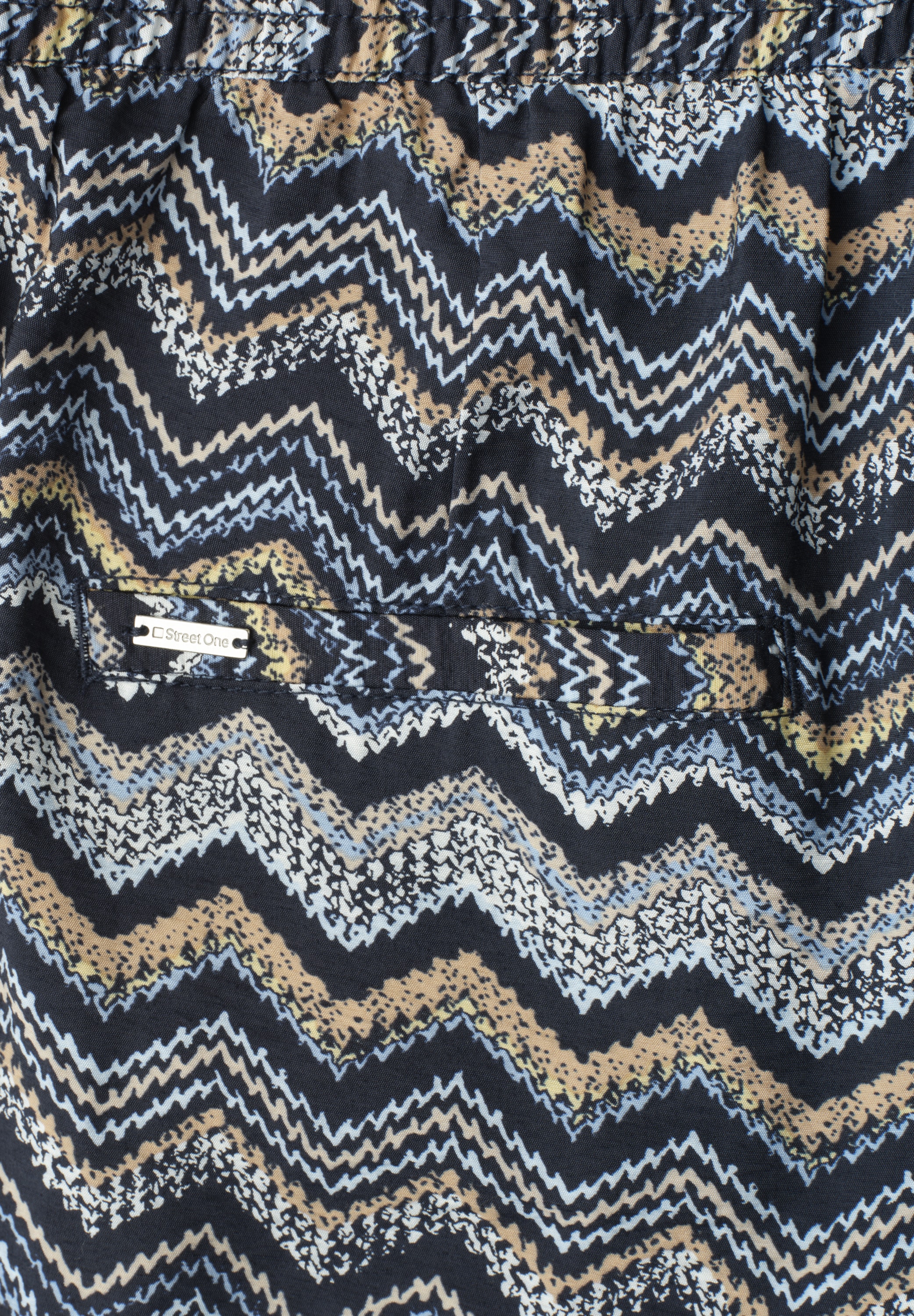STREET ONE Shorts »Style Emee«  Sommershorts mit Zick-Zack-Muster