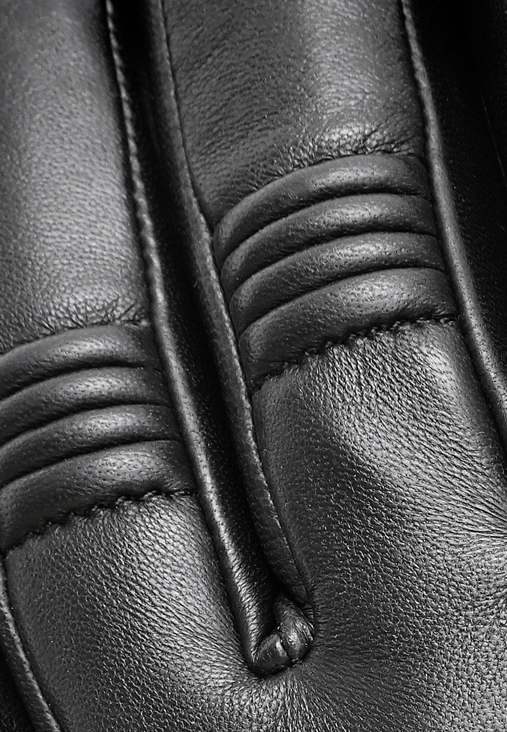 PEARLWOOD Lederhandschuhe mit stilvollen Ziernähten