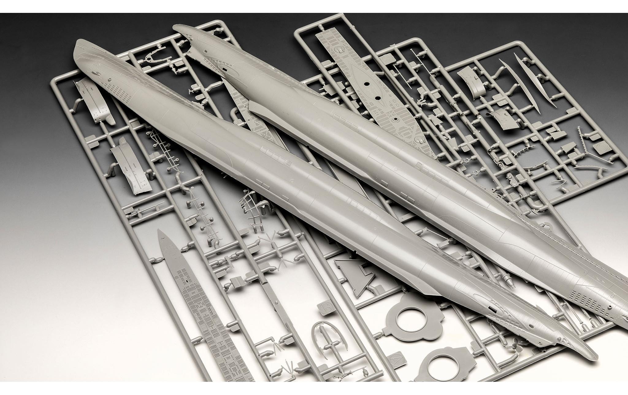 Revell® Modellbausatz »Geschenkset zum Film Das Boot« 1:144 Made in Europe